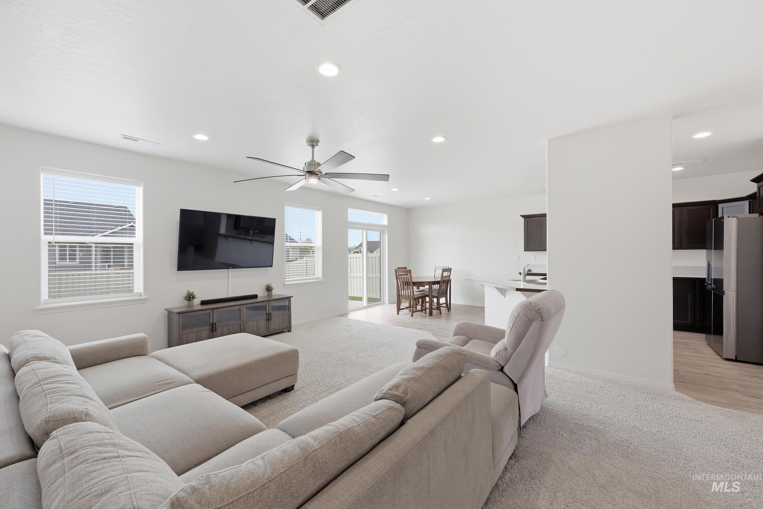 4797 E Grassway Dr, Nampa, Idaho 83686, 3 Bedrooms, 2 Bathrooms, Residential For Sale, Price $422,000,MLS 98984175