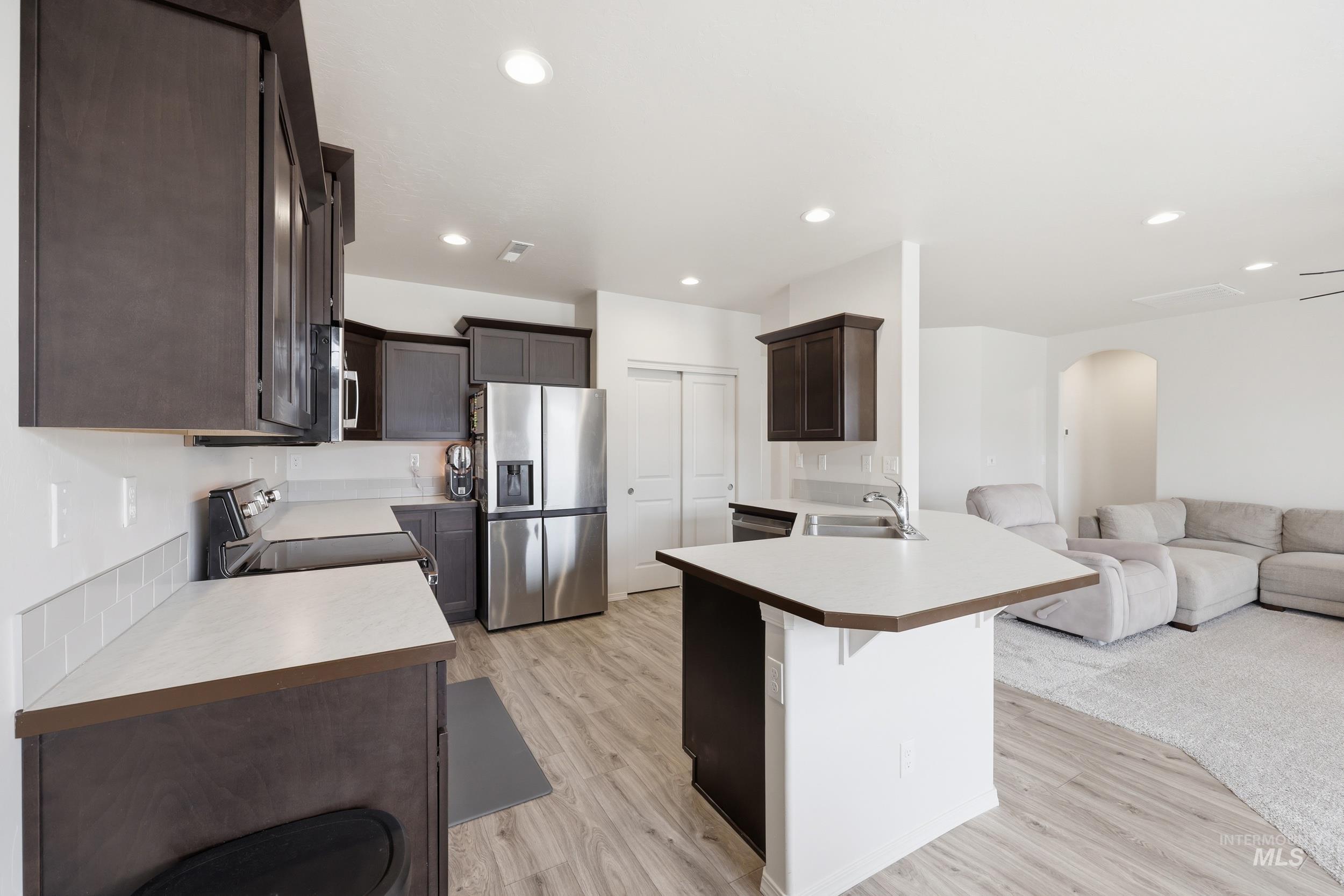 4797 E Grassway Dr, Nampa, Idaho 83686, 3 Bedrooms, 2 Bathrooms, Residential For Sale, Price $422,000,MLS 98984175