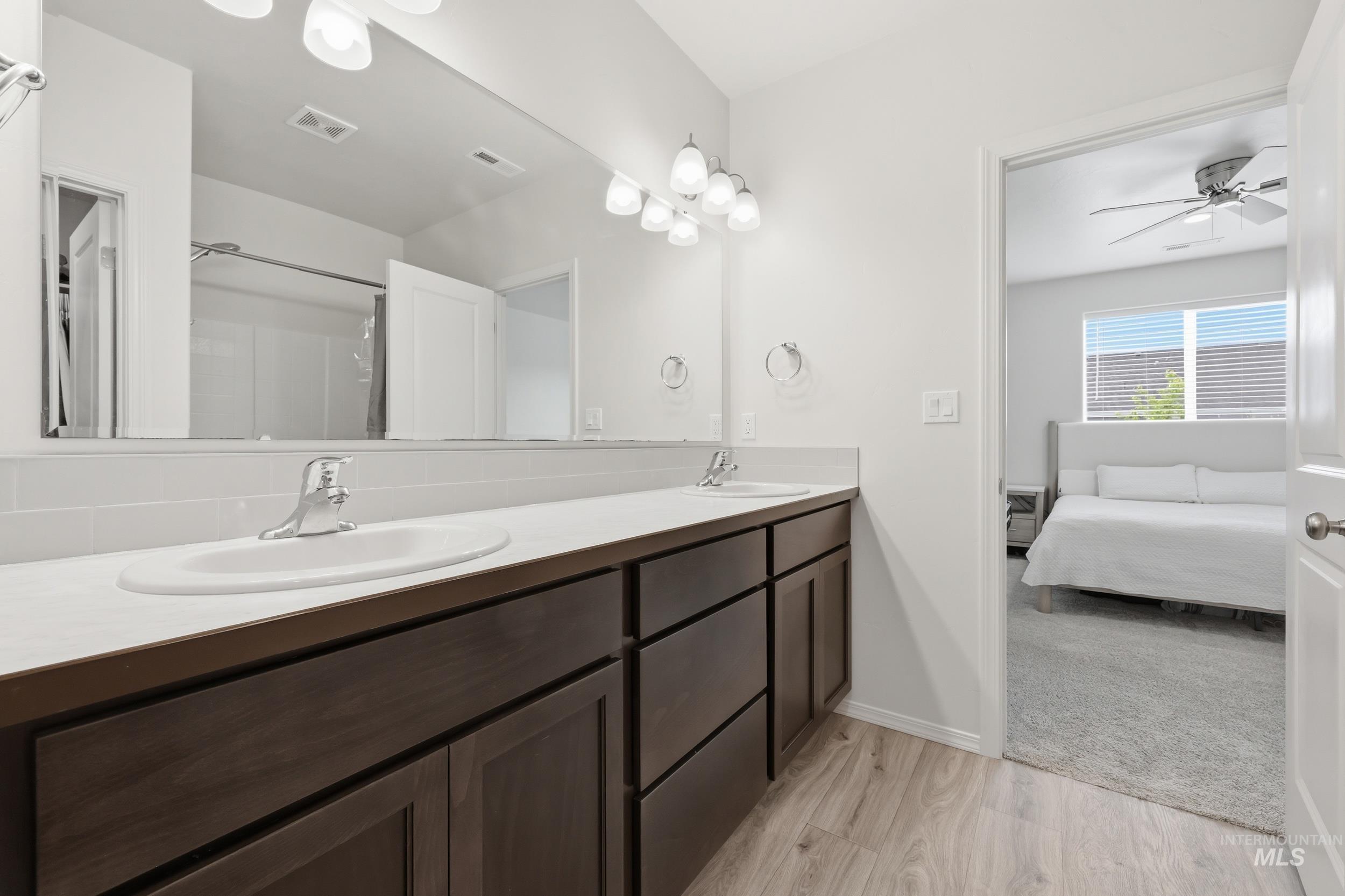 4797 E Grassway Dr, Nampa, Idaho 83686, 3 Bedrooms, 2 Bathrooms, Residential For Sale, Price $422,000,MLS 98984175