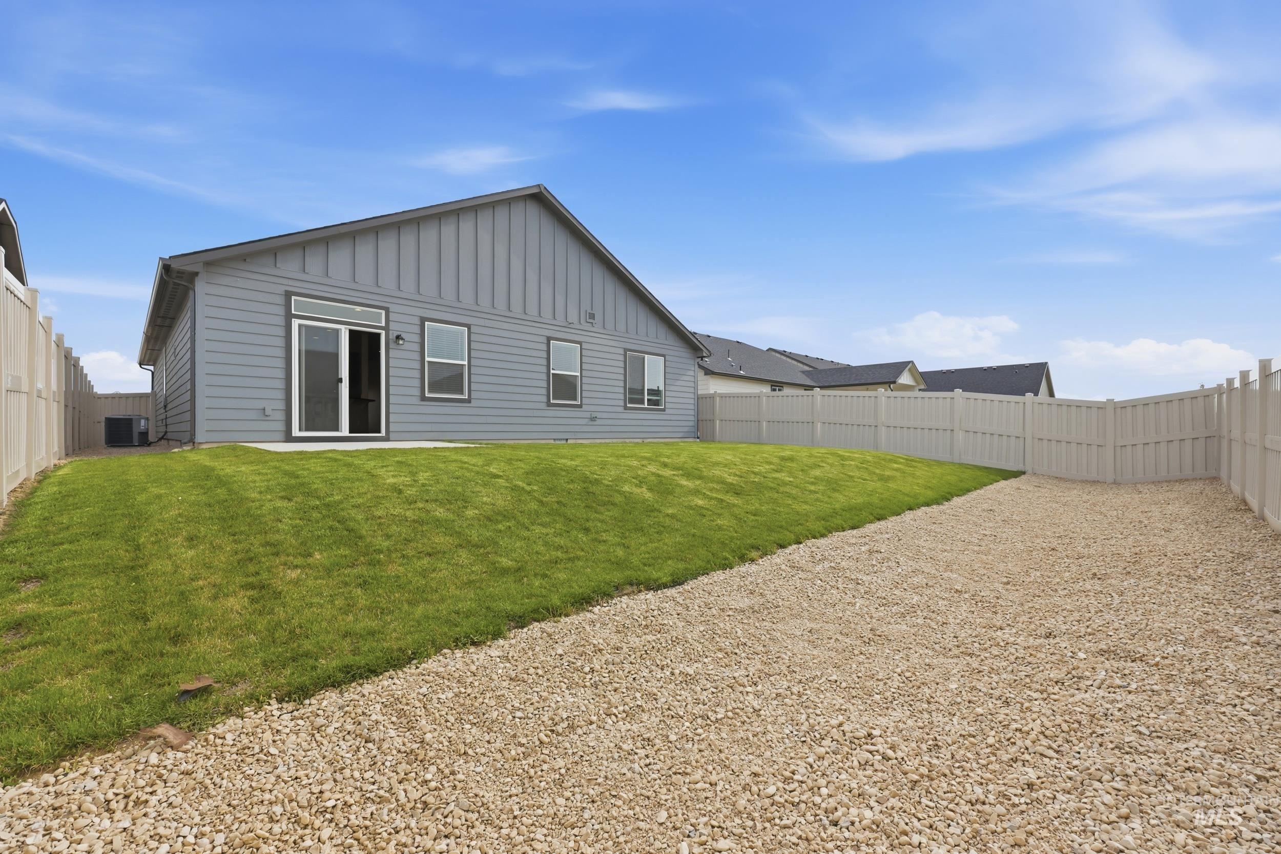 4797 E Grassway Dr, Nampa, Idaho 83686, 3 Bedrooms, 2 Bathrooms, Residential For Sale, Price $422,000,MLS 98984175