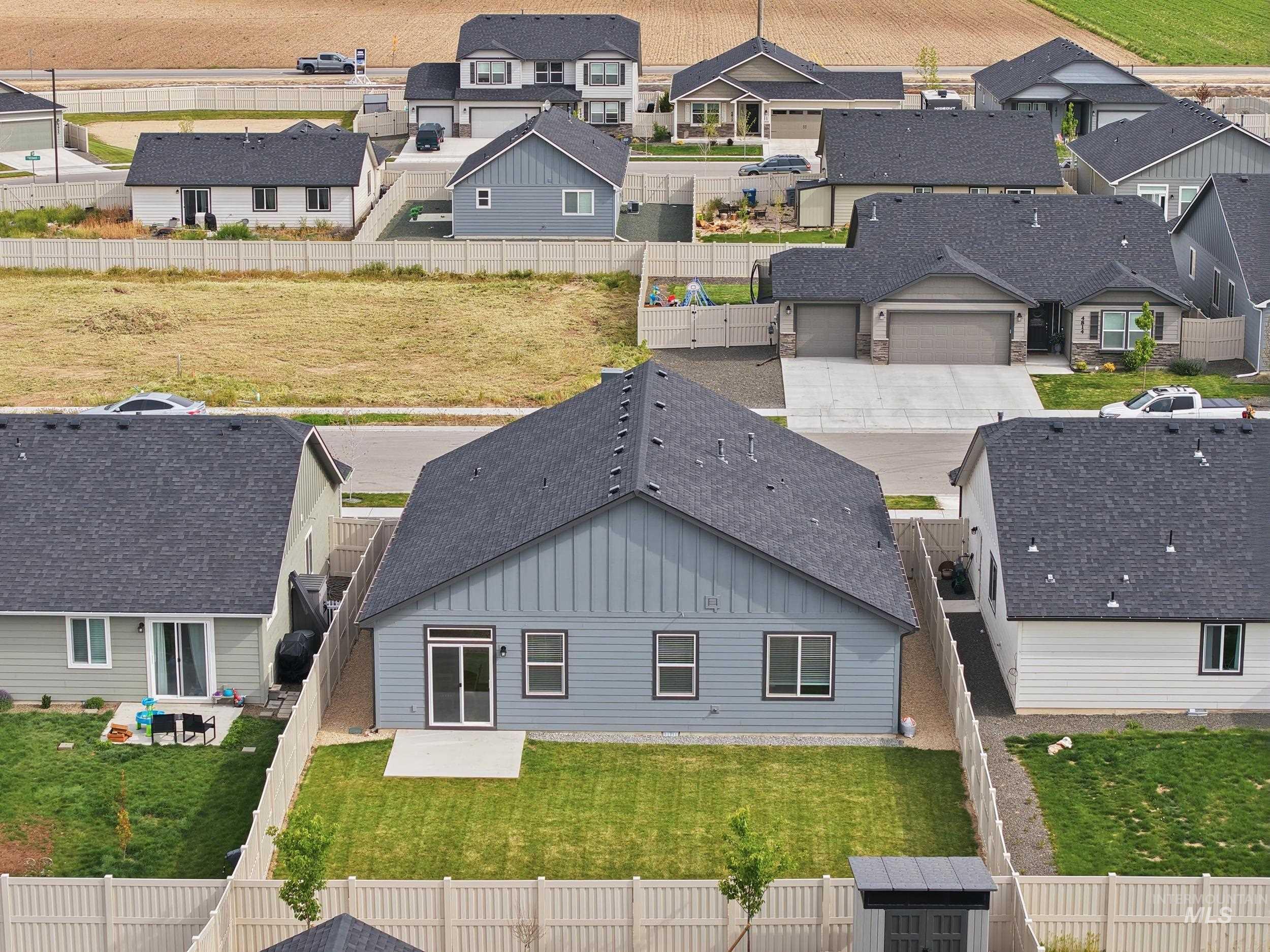 4797 E Grassway Dr, Nampa, Idaho 83686, 3 Bedrooms, 2 Bathrooms, Residential For Sale, Price $422,000,MLS 98984175