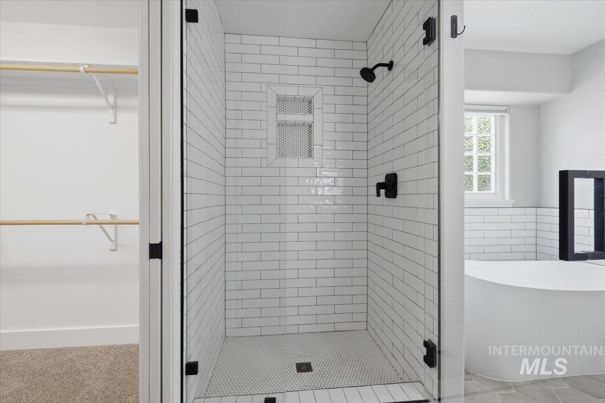 2922 S Whitehaven Pl, Eagle, Idaho 83616, 4 Bedrooms, 2 Bathrooms, Residential For Sale, Price $775,000, 98984176