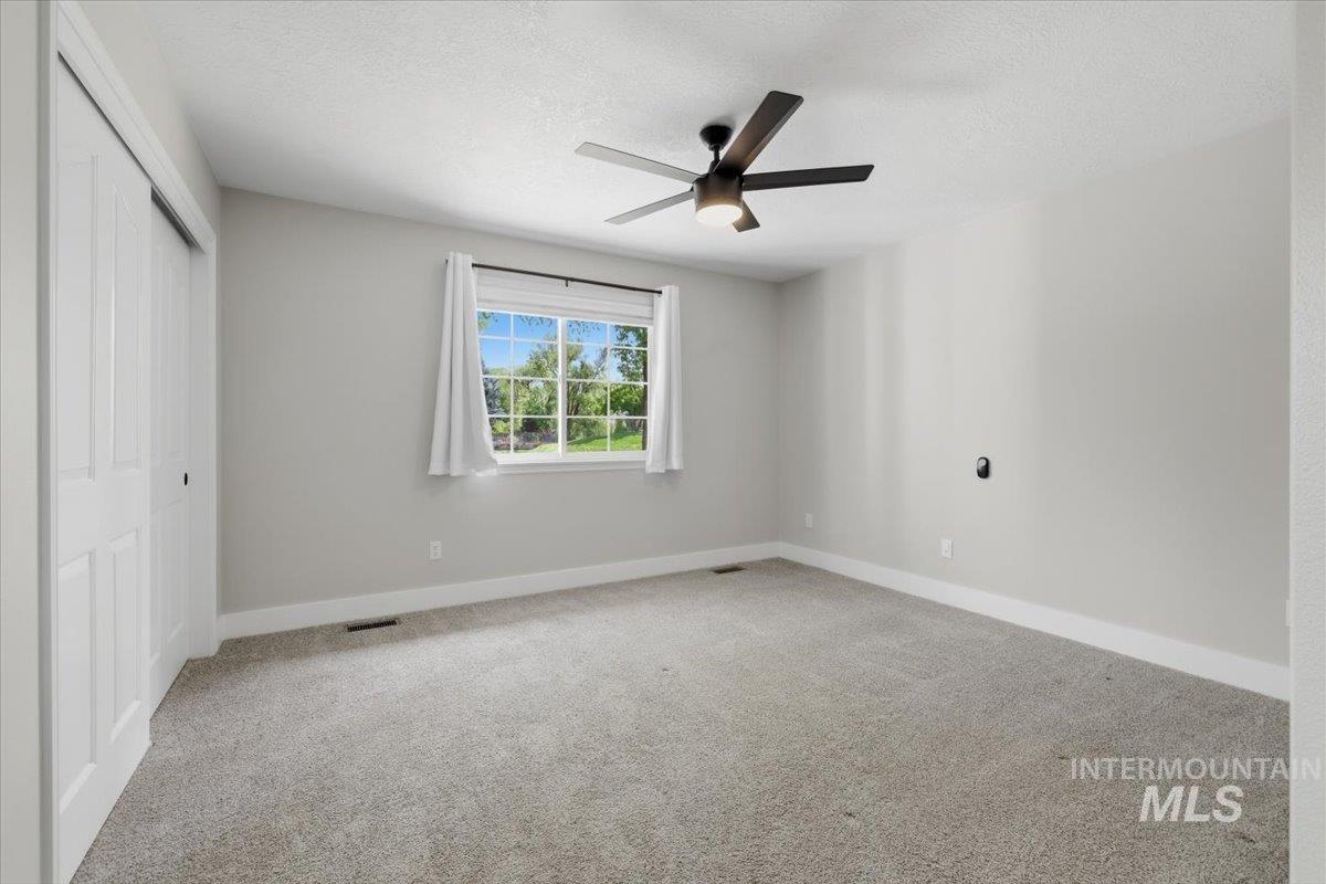 2922 S Whitehaven Pl, Eagle, Idaho 83616, 4 Bedrooms, 2 Bathrooms, Residential For Sale, Price $775,000, 98984176