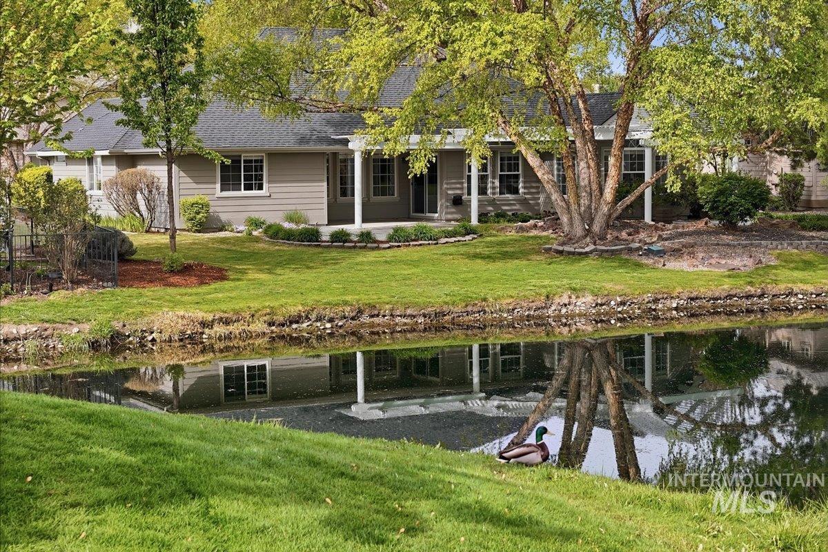 2922 S Whitehaven Pl, Eagle, Idaho 83616, 4 Bedrooms, 2 Bathrooms, Residential For Sale, Price $775,000, 98984176