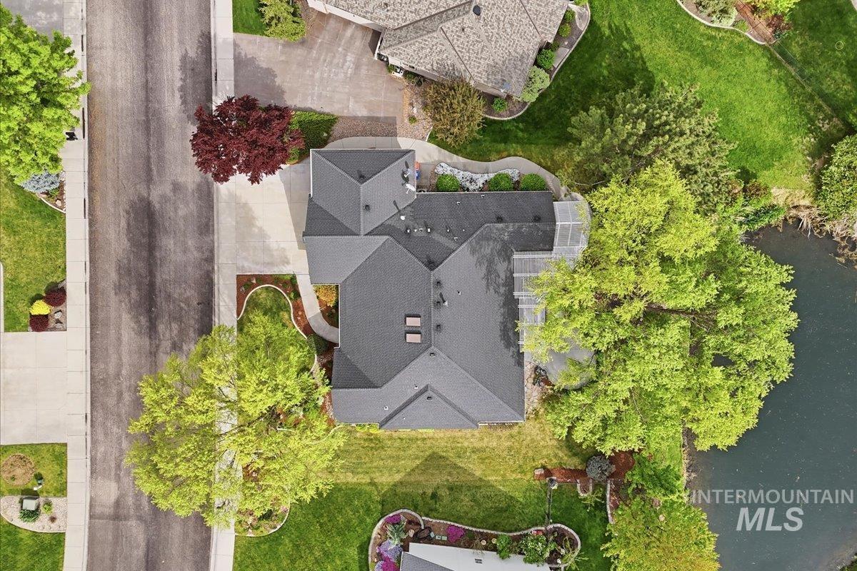 2922 S Whitehaven Pl, Eagle, Idaho 83616, 4 Bedrooms, 2 Bathrooms, Residential For Sale, Price $775,000, 98984176