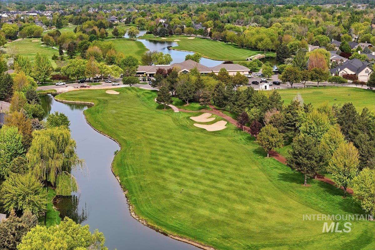 2922 S Whitehaven Pl, Eagle, Idaho 83616, 4 Bedrooms, 2 Bathrooms, Residential For Sale, Price $775,000, 98984176