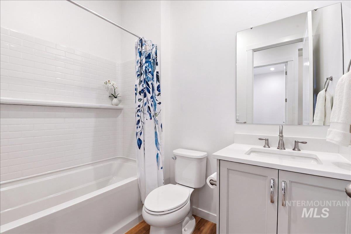 2161 N Leatherwood Ave, Star, Idaho 83669, 2 Bedrooms, 2 Bathrooms, Residential For Sale, Price $449,990,MLS 98984177