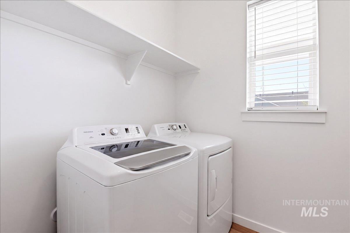 2161 N Leatherwood Ave, Star, Idaho 83669, 2 Bedrooms, 2 Bathrooms, Residential For Sale, Price $449,990,MLS 98984177