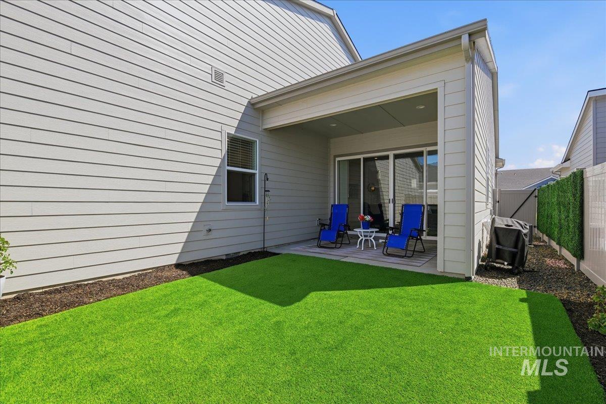2161 N Leatherwood Ave, Star, Idaho 83669, 2 Bedrooms, 2 Bathrooms, Residential For Sale, Price $439,990, 98984177