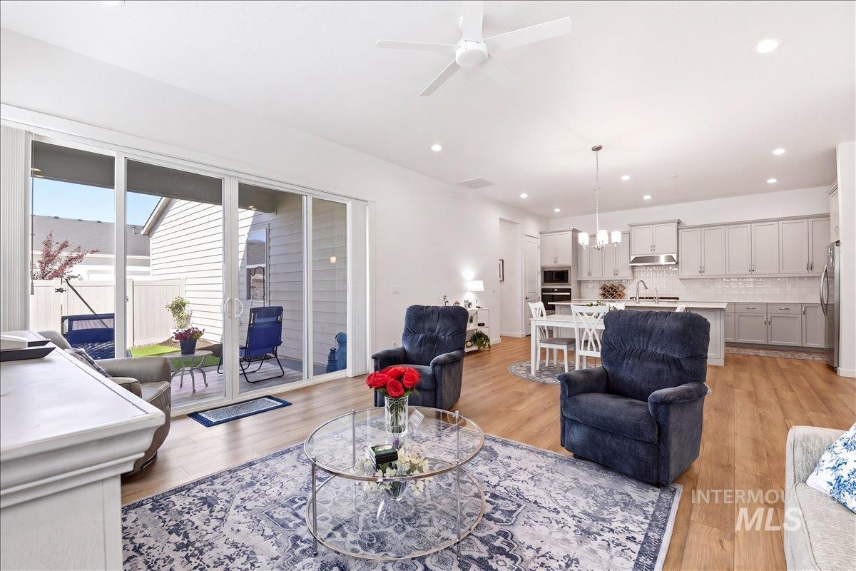 2161 N Leatherwood Ave, Star, Idaho 83669, 2 Bedrooms, 2 Bathrooms, Residential For Sale, Price $449,990,MLS 98984177