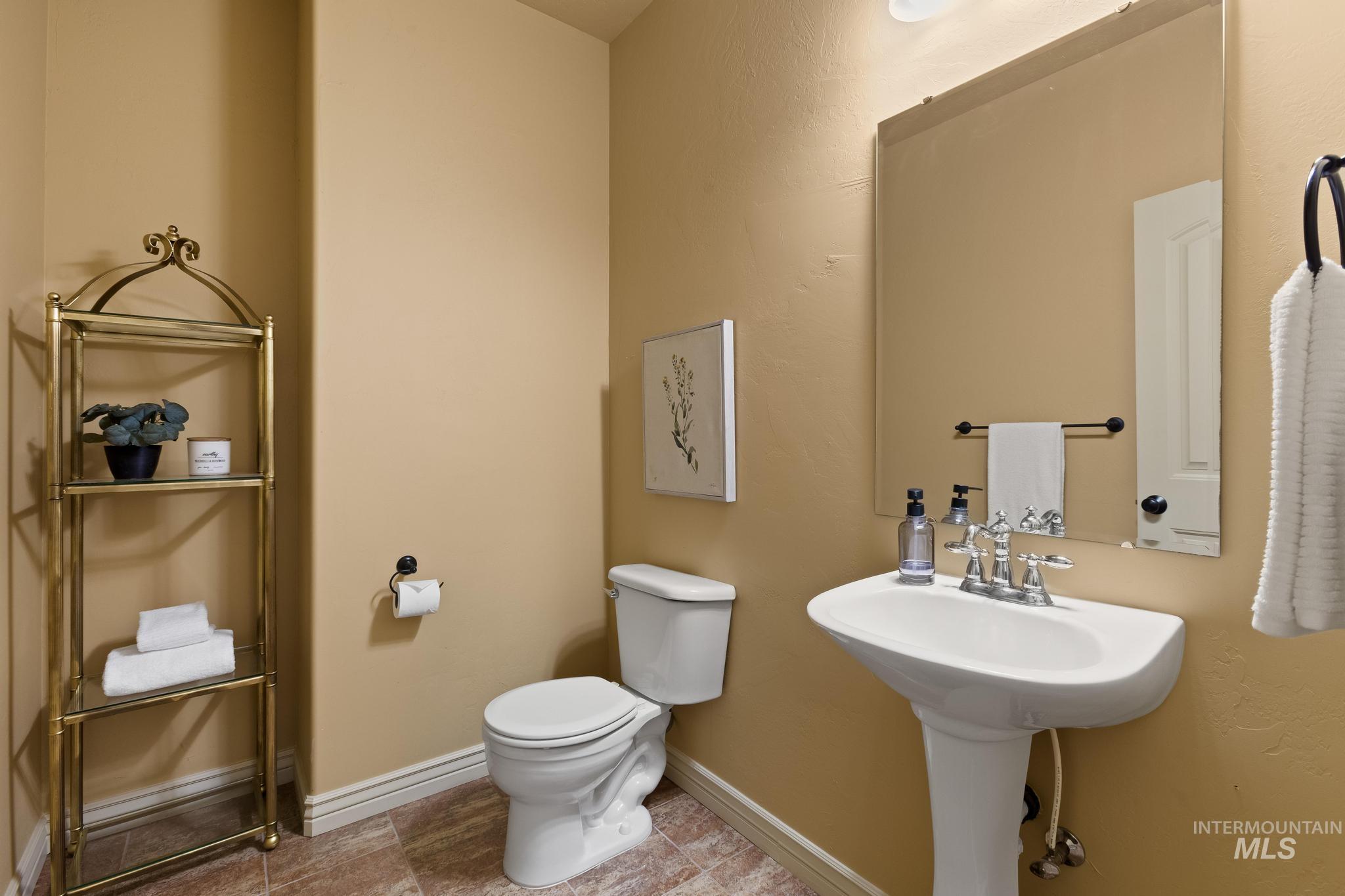 7898 S Rafael Way, Boise, Idaho 83709, 4 Bedrooms, 2.5 Bathrooms, Residential For Sale, Price $549,000, 98984179