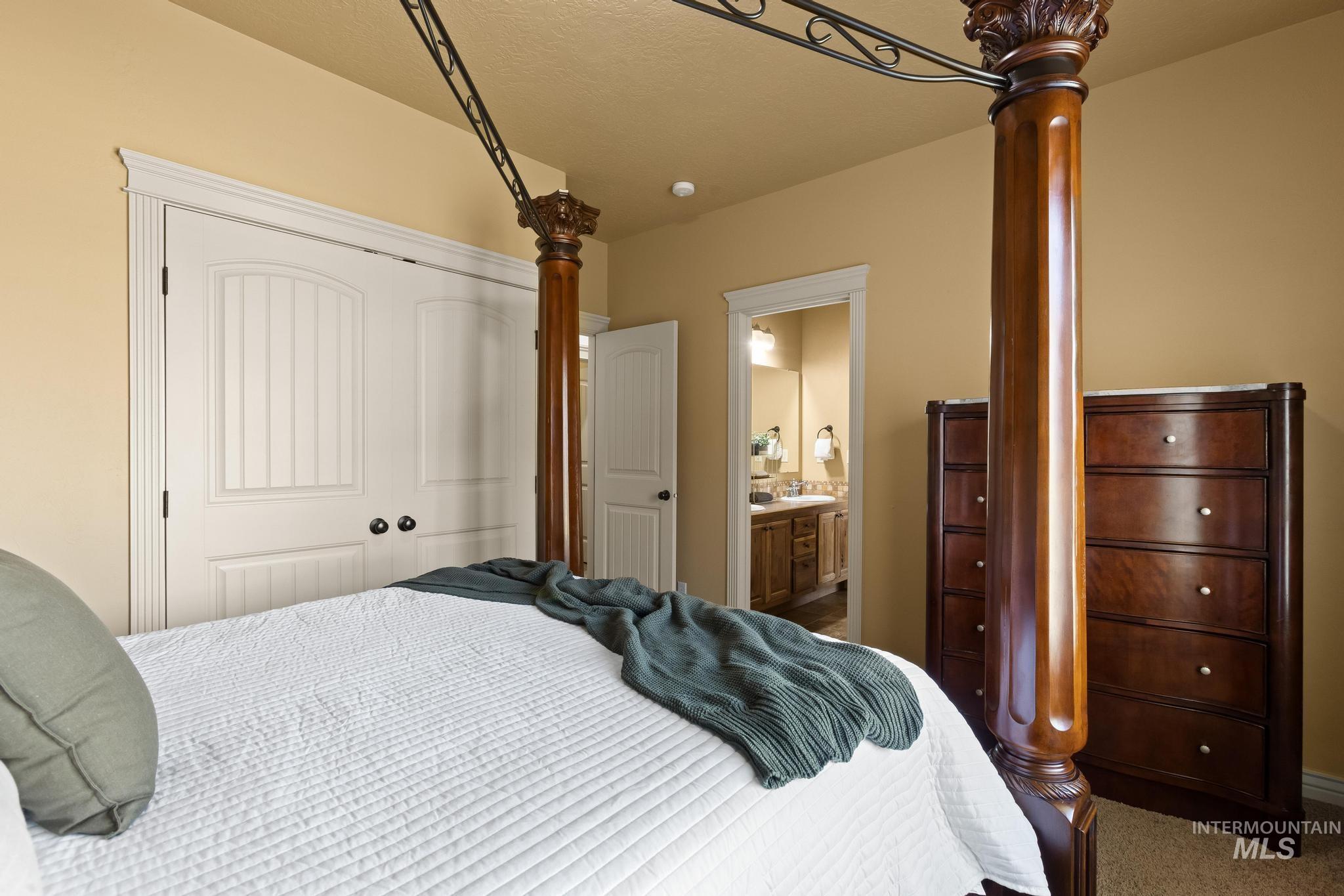 7898 S Rafael Way, Boise, Idaho 83709, 4 Bedrooms, 2.5 Bathrooms, Residential For Sale, Price $549,000, 98984179