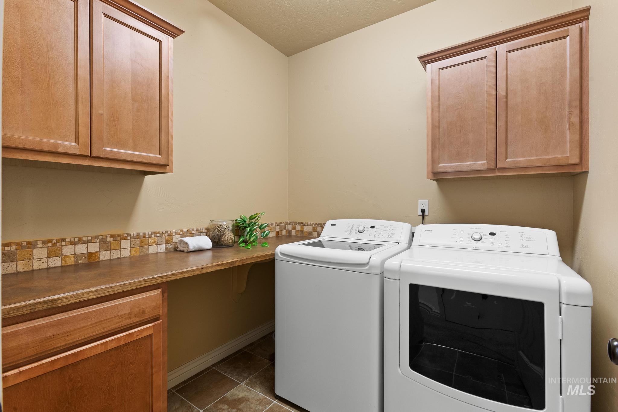 7898 S Rafael Way, Boise, Idaho 83709, 4 Bedrooms, 2.5 Bathrooms, Residential For Sale, Price $549,000, 98984179