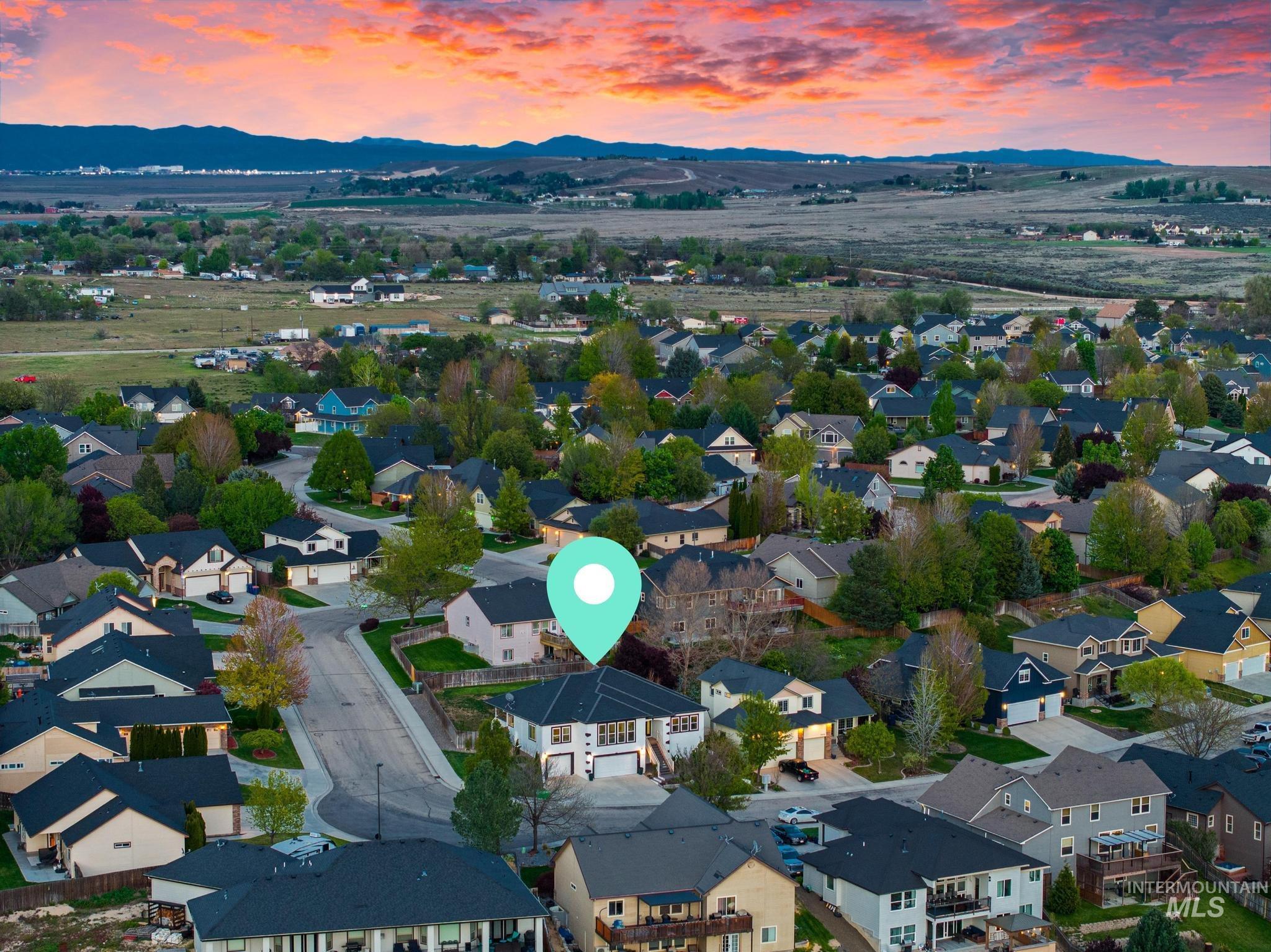 7898 S Rafael Way, Boise, Idaho 83709, 4 Bedrooms, 2.5 Bathrooms, Residential For Sale, Price $549,000, 98984179