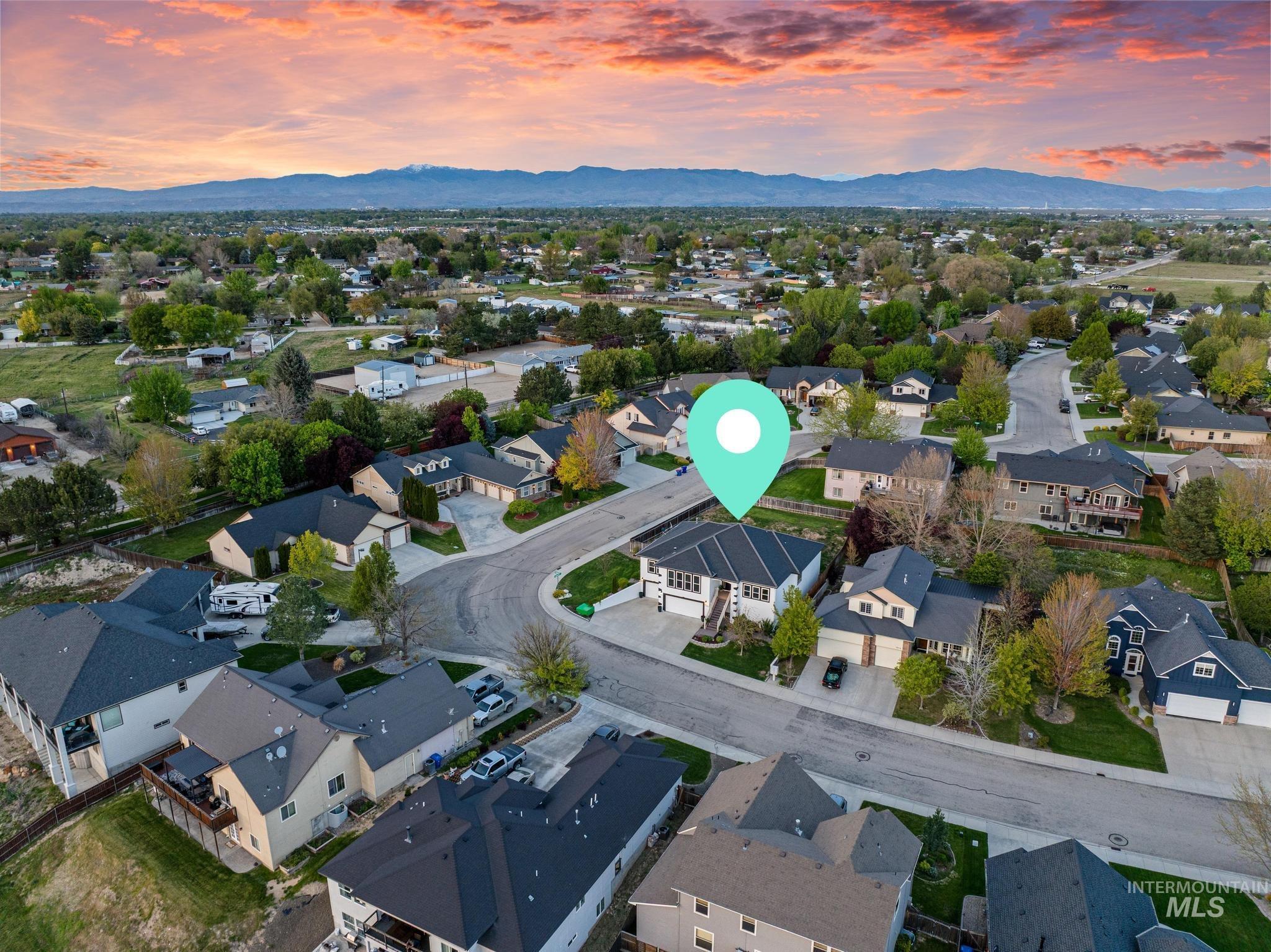 7898 S Rafael Way, Boise, Idaho 83709, 4 Bedrooms, 2.5 Bathrooms, Residential For Sale, Price $549,000, 98984179