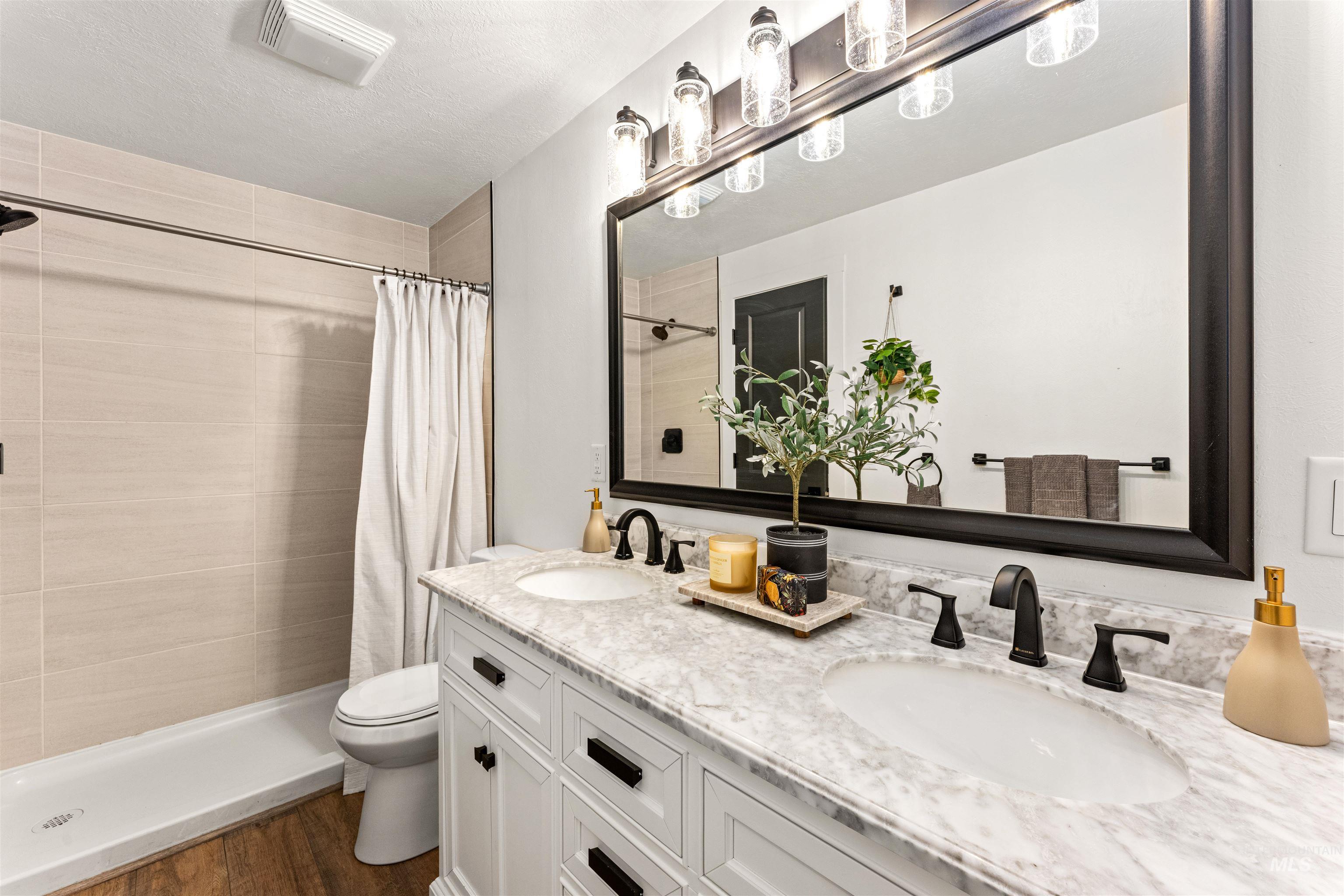 4700 N Jennifer St., Boise, Idaho 83704, 3 Bedrooms, 2 Bathrooms, Residential For Sale, Price $430,000, 98984183