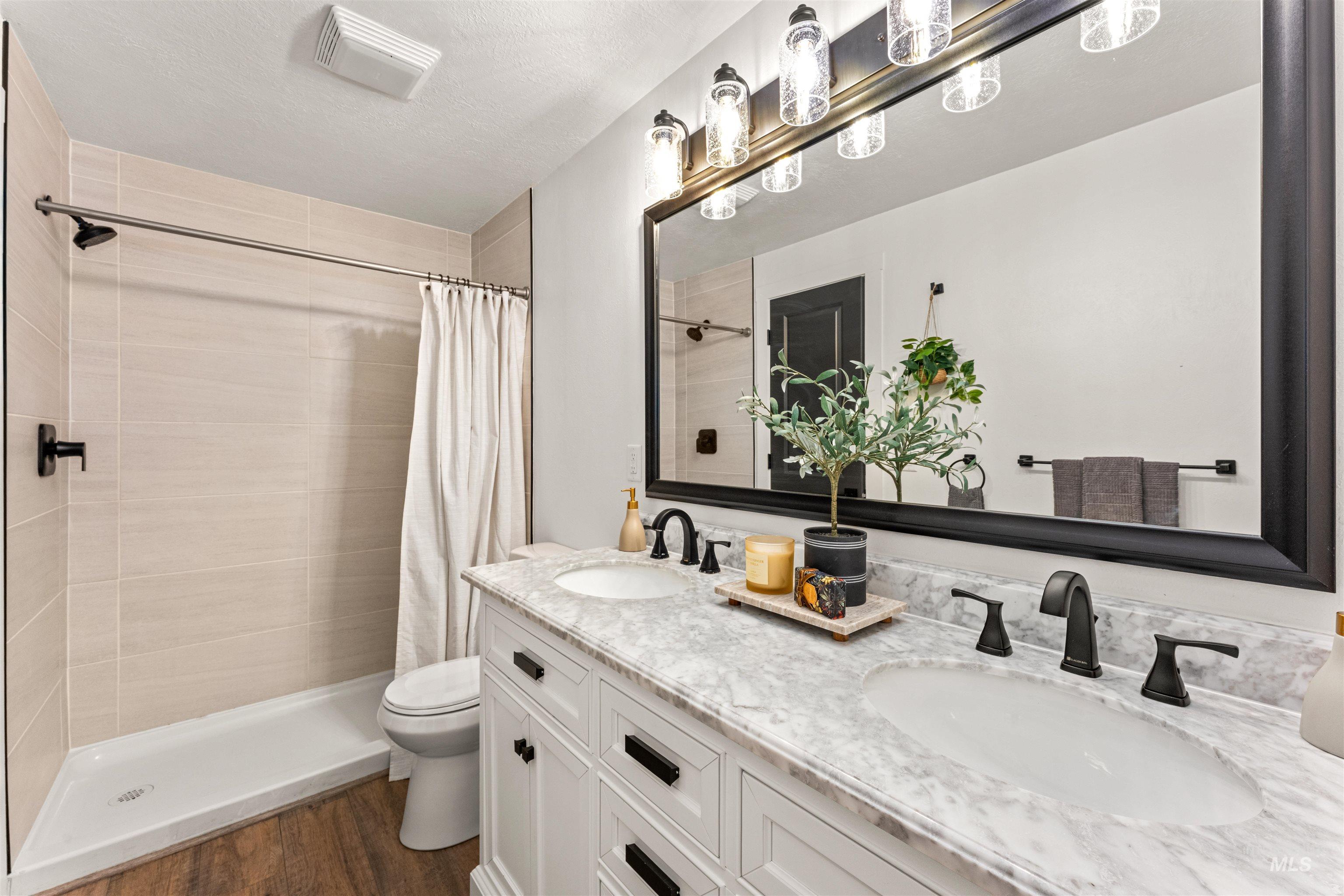 4700 N Jennifer St., Boise, Idaho 83704, 3 Bedrooms, 2 Bathrooms, Residential For Sale, Price $430,000, 98984183