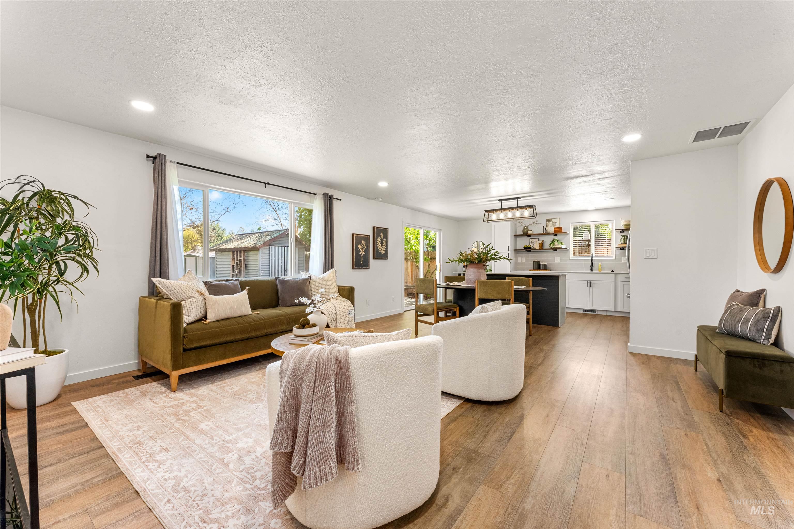 4700 N Jennifer St., Boise, Idaho 83704, 3 Bedrooms, 2 Bathrooms, Residential For Sale, Price $430,000, 98984183