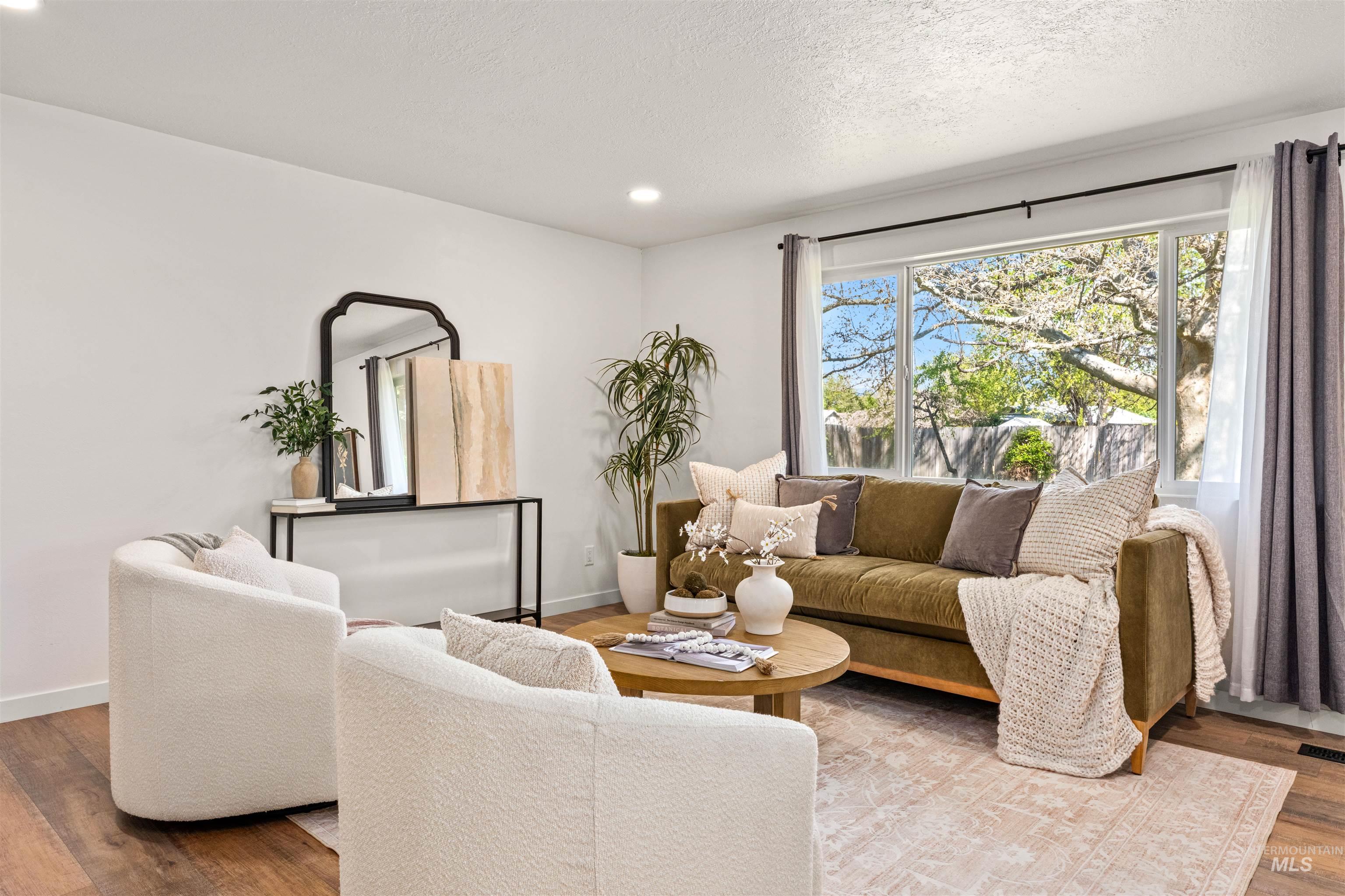 4700 N Jennifer St., Boise, Idaho 83704, 3 Bedrooms, 2 Bathrooms, Residential For Sale, Price $430,000, 98984183