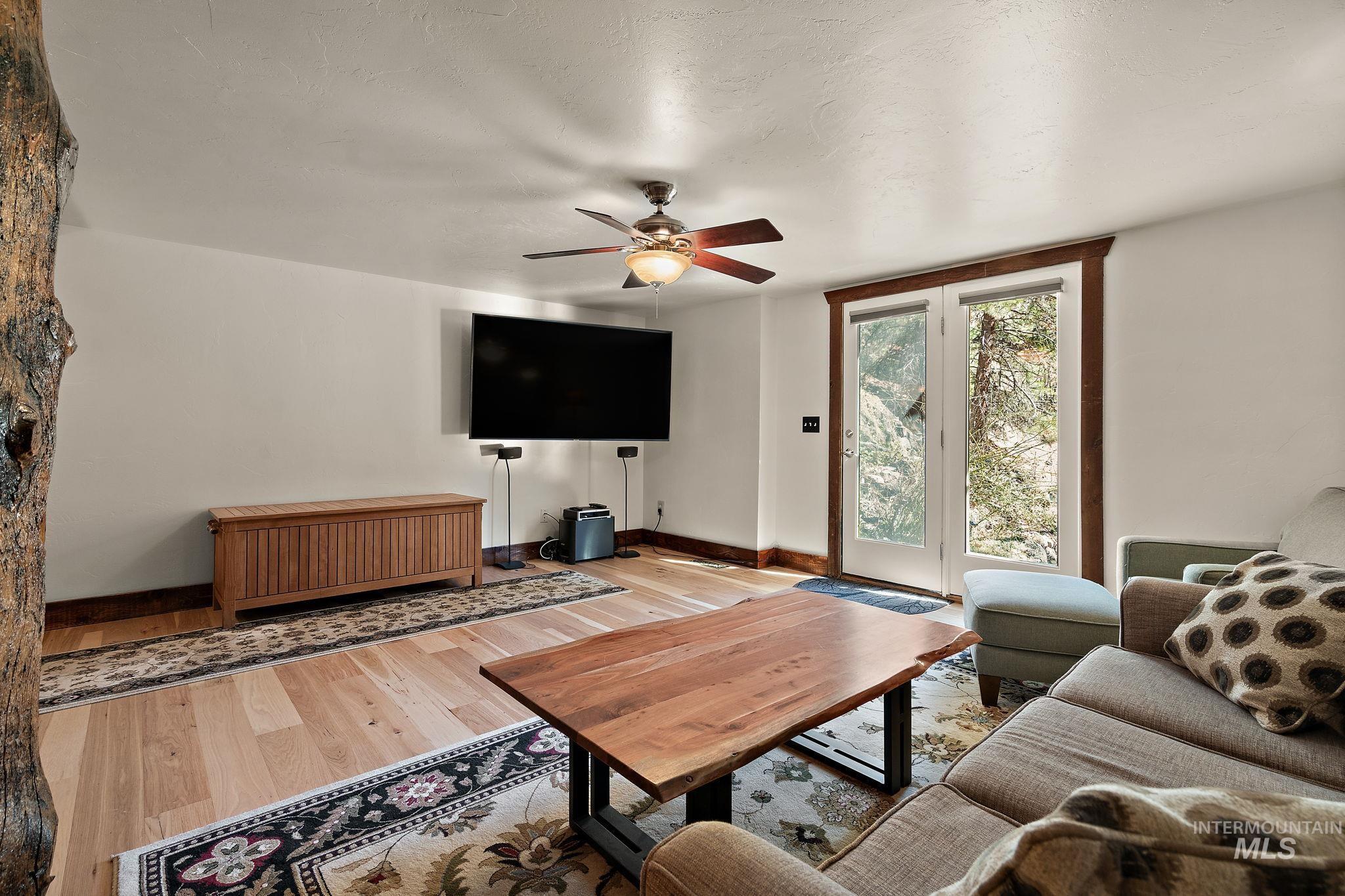 32 Leprechaun Ln, Boise, Idaho 83716, 3 Bedrooms, 3 Bathrooms, Residential For Sale, Price $550,000, 98984187