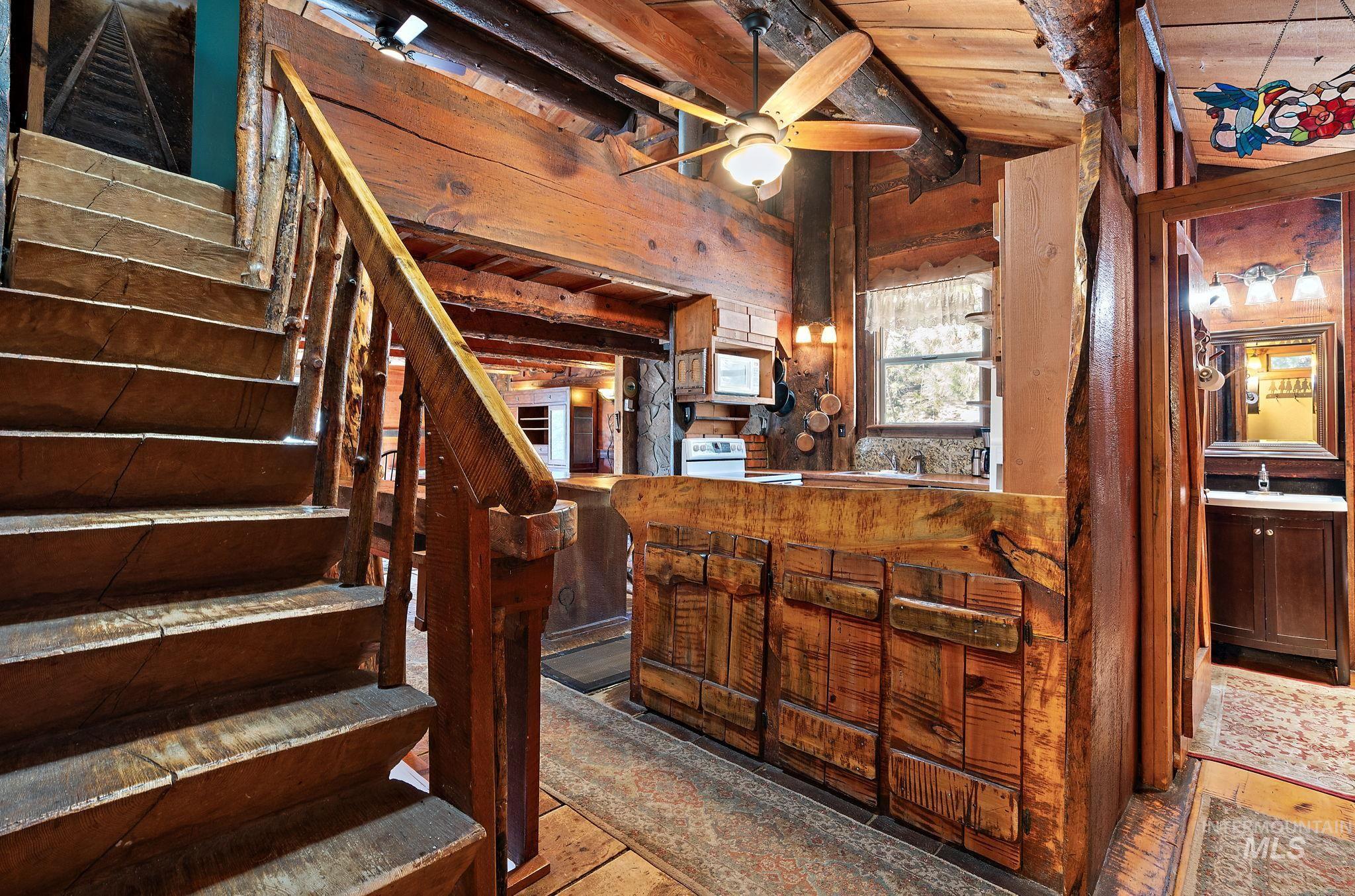 32 Leprechaun Ln, Boise, Idaho 83716, 3 Bedrooms, 3 Bathrooms, Residential For Sale, Price $550,000, 98984187