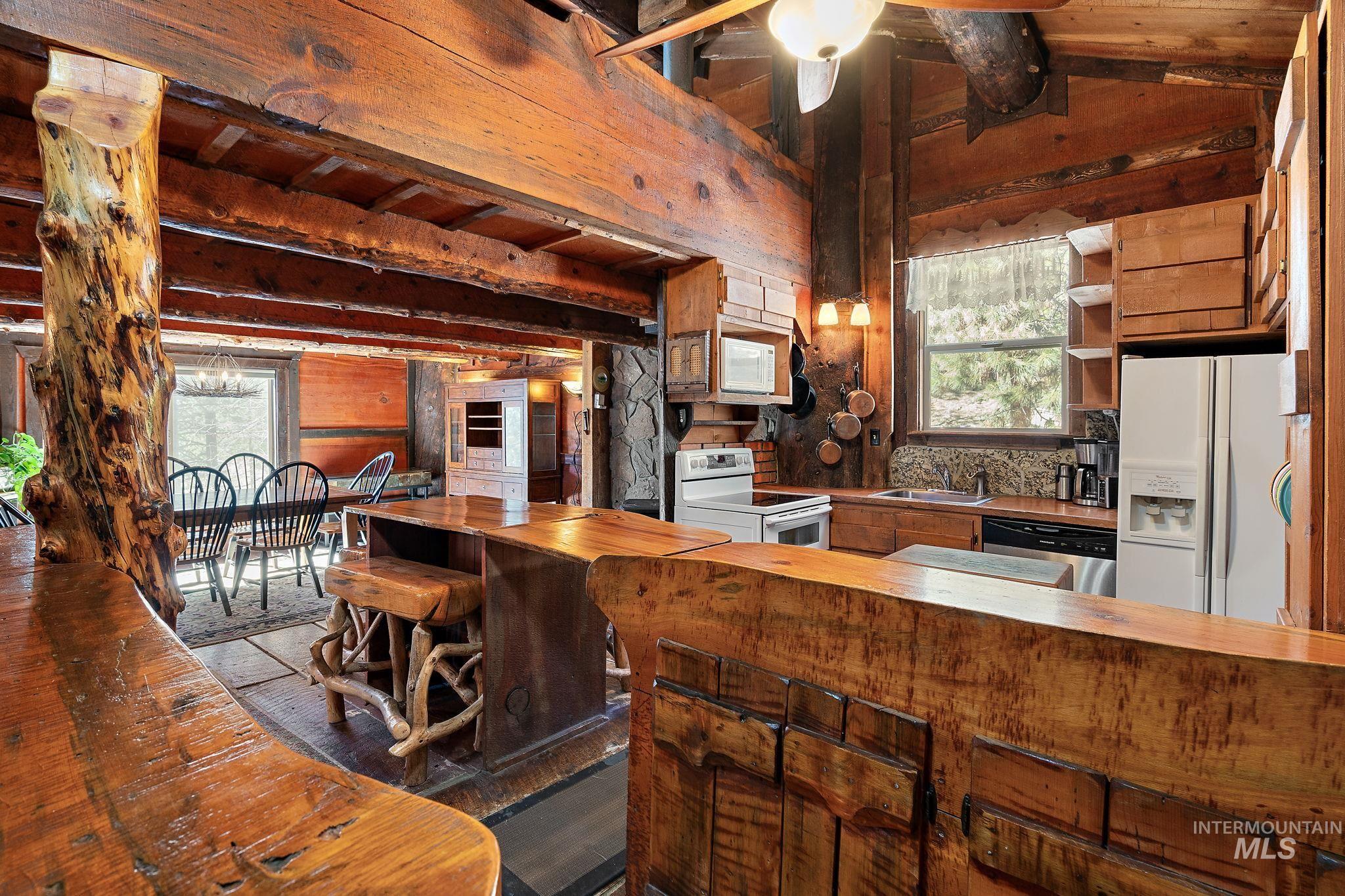 32 Leprechaun Ln, Boise, Idaho 83716, 3 Bedrooms, 3 Bathrooms, Residential For Sale, Price $550,000, 98984187