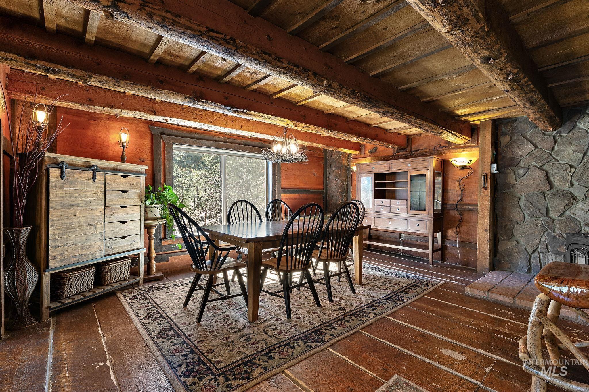 32 Leprechaun Ln, Boise, Idaho 83716, 3 Bedrooms, 3 Bathrooms, Residential For Sale, Price $550,000, 98984187