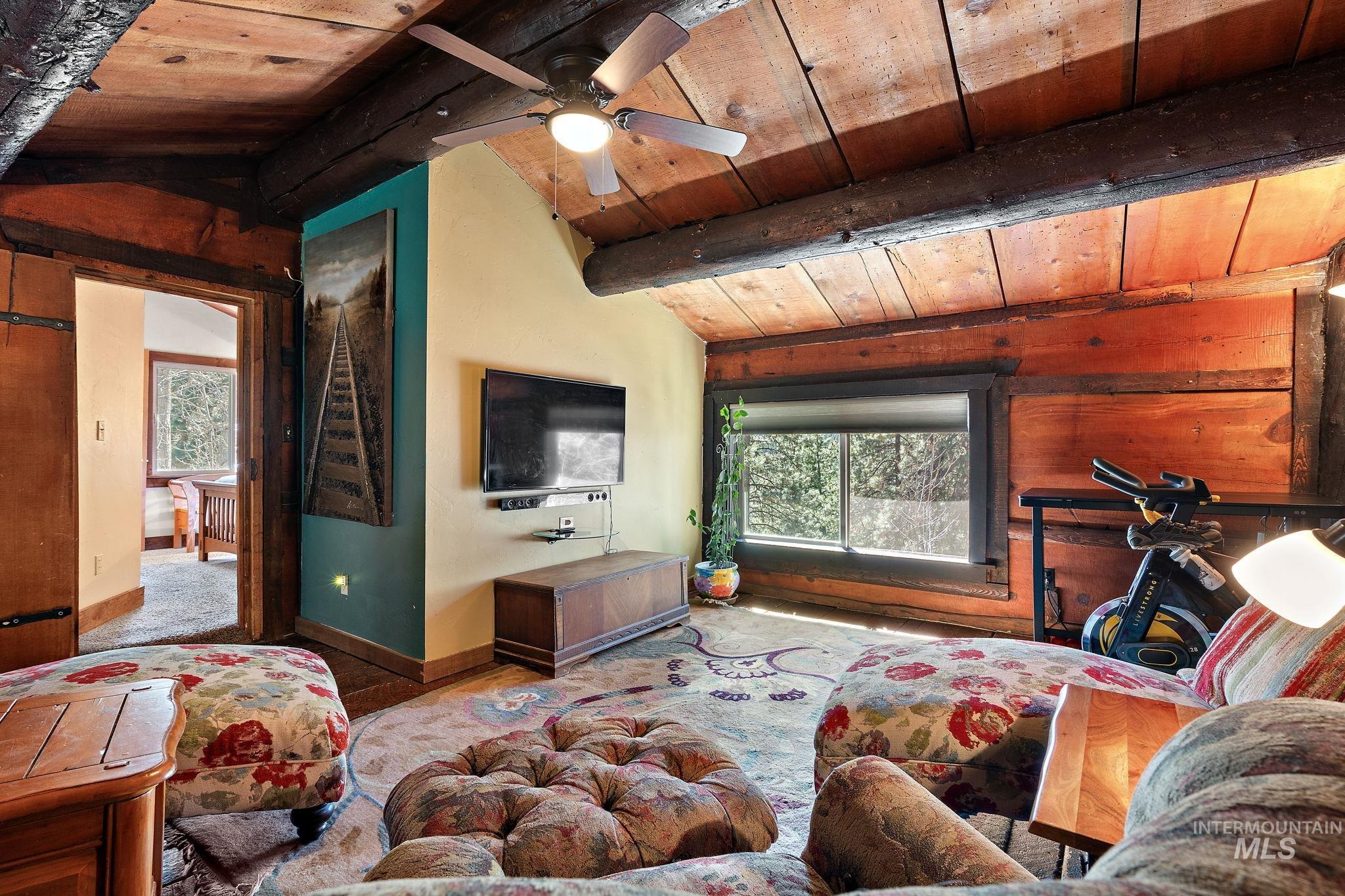 32 Leprechaun Ln, Boise, Idaho 83716, 3 Bedrooms, 3 Bathrooms, Residential For Sale, Price $550,000, 98984187