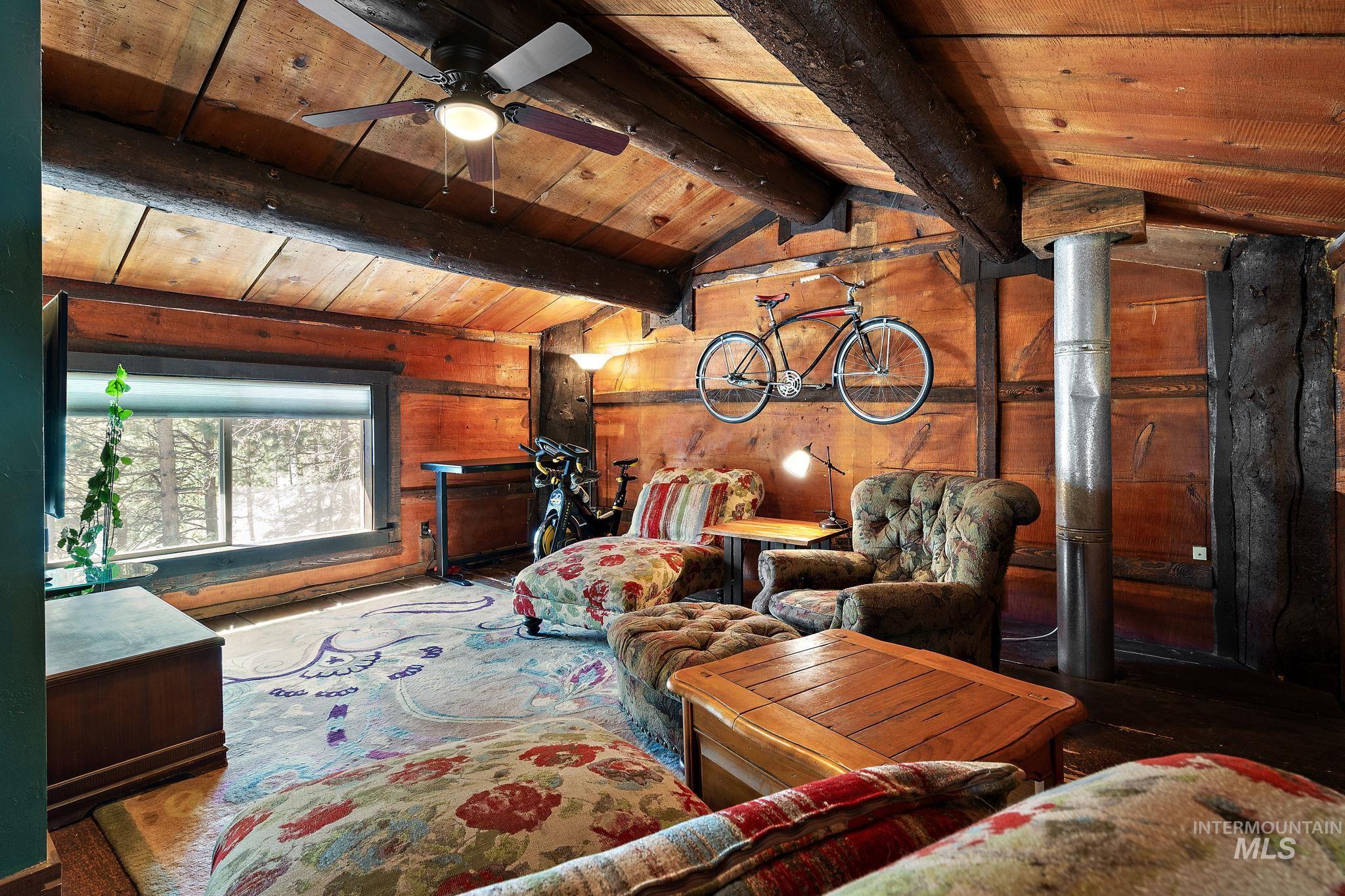 32 Leprechaun Ln, Boise, Idaho 83716, 3 Bedrooms, 3 Bathrooms, Residential For Sale, Price $550,000, 98984187