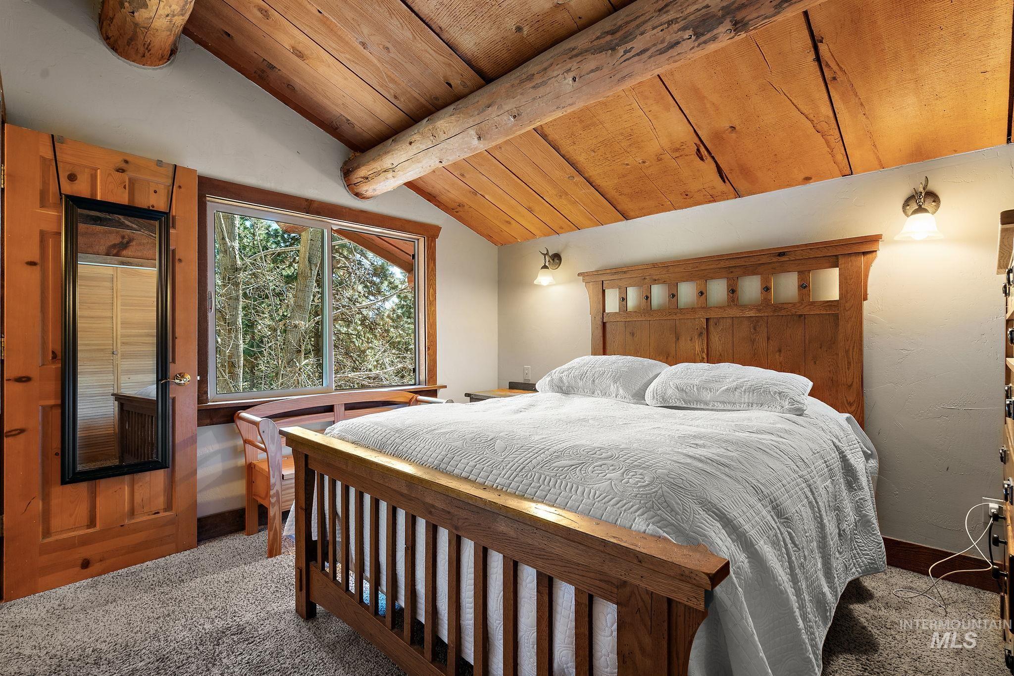 32 Leprechaun Ln, Boise, Idaho 83716, 3 Bedrooms, 3 Bathrooms, Residential For Sale, Price $550,000, 98984187