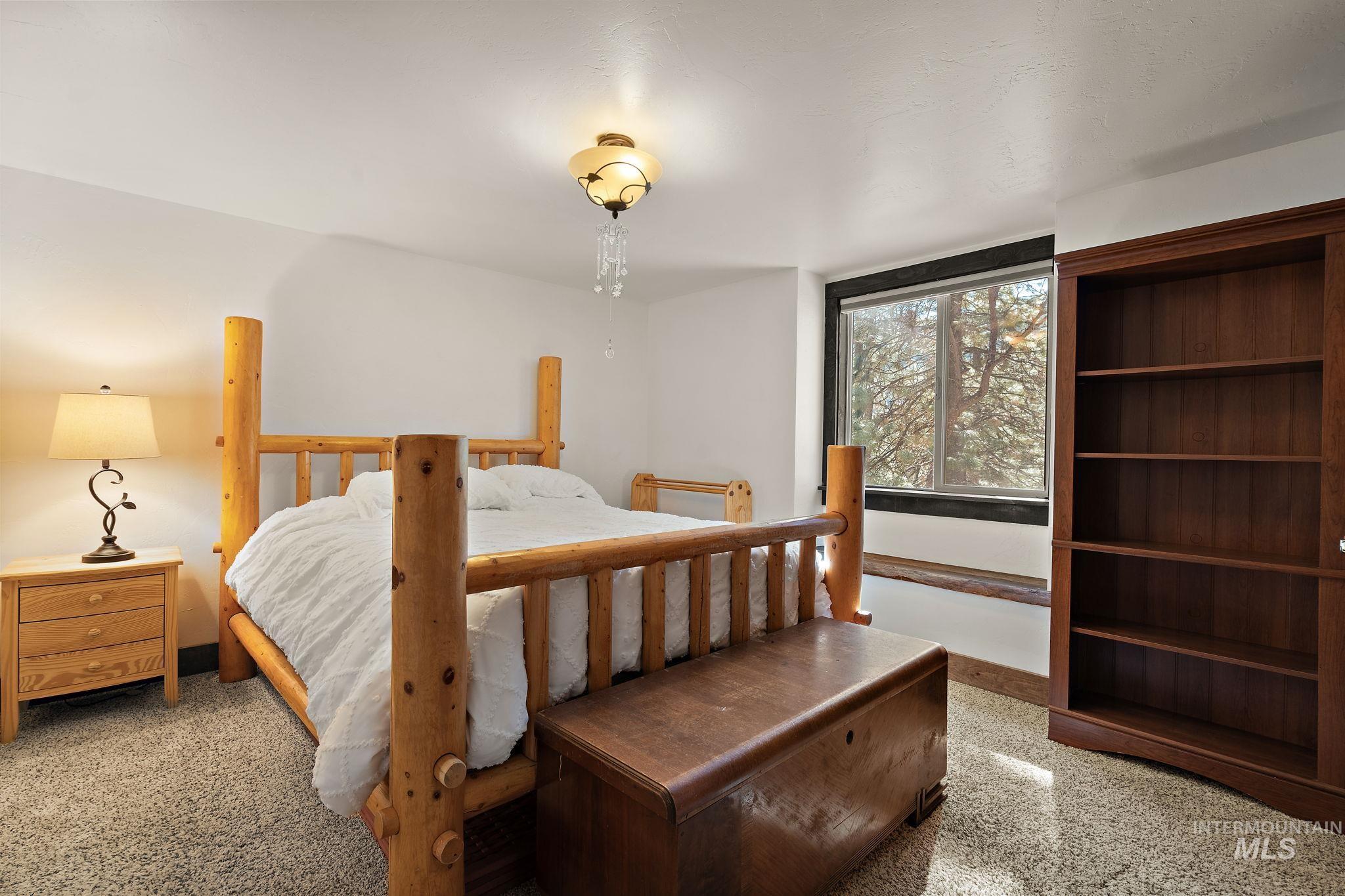 32 Leprechaun Ln, Boise, Idaho 83716, 3 Bedrooms, 3 Bathrooms, Residential For Sale, Price $550,000, 98984187