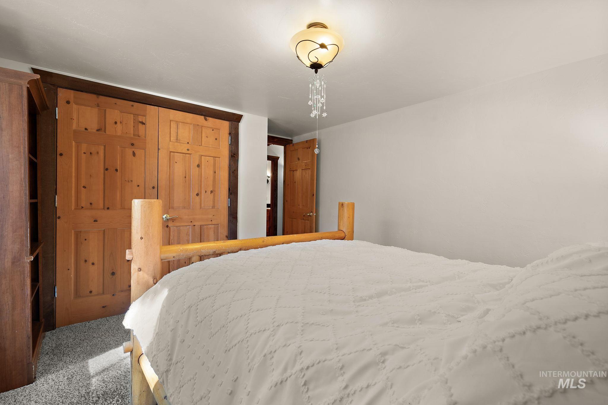 32 Leprechaun Ln, Boise, Idaho 83716, 3 Bedrooms, 3 Bathrooms, Residential For Sale, Price $550,000, 98984187