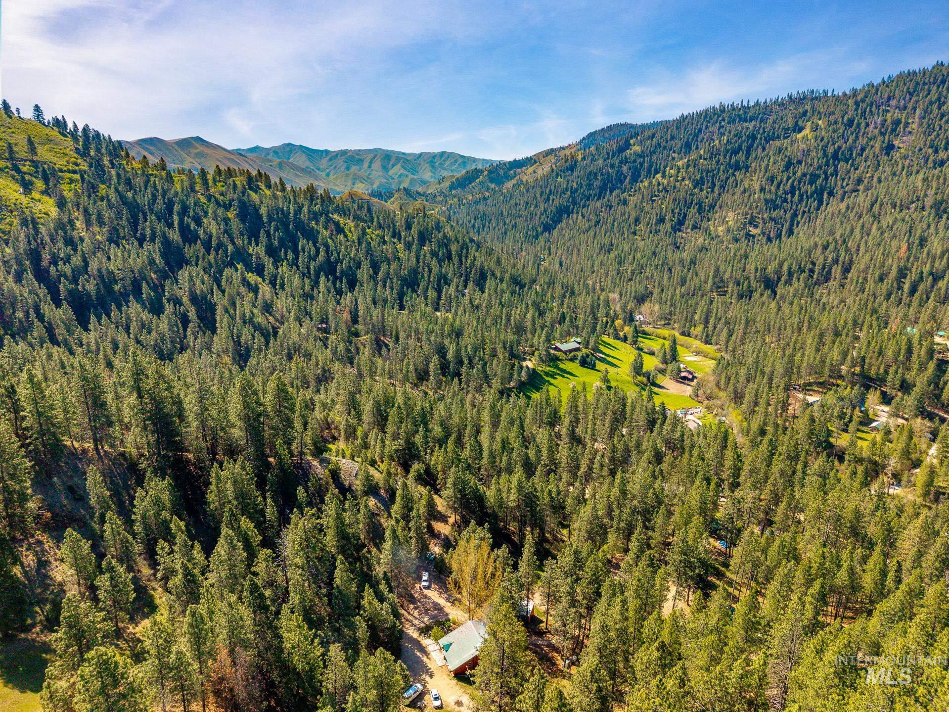 32 Leprechaun Ln, Boise, Idaho 83716, 3 Bedrooms, 3 Bathrooms, Residential For Sale, Price $550,000, 98984187