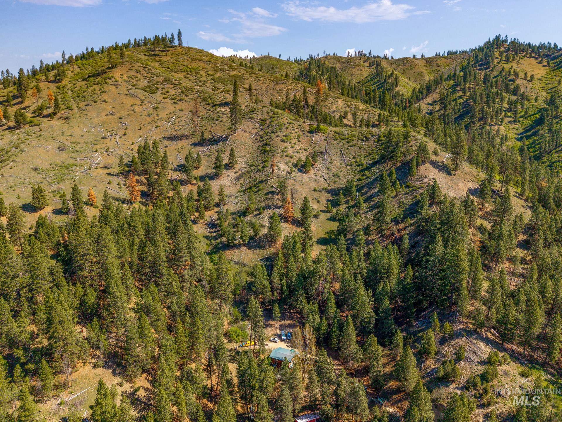 32 Leprechaun Ln, Boise, Idaho 83716, 3 Bedrooms, 3 Bathrooms, Residential For Sale, Price $550,000, 98984187