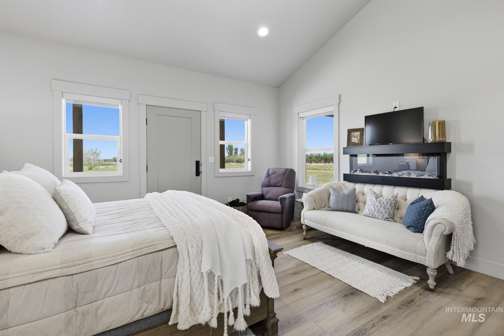 6335 Johnstone Rd, Homedale, Idaho 83628, 4 Bedrooms, 3.5 Bathrooms, Residential For Sale, Price $935,000, 98984188