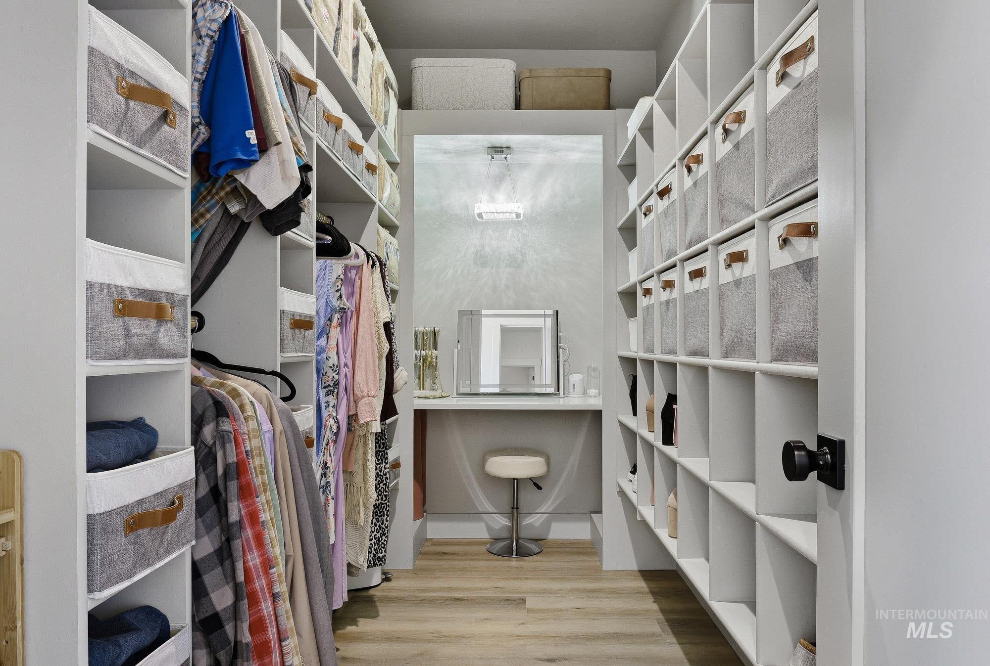 6335 Johnstone Rd, Homedale, Idaho 83628, 4 Bedrooms, 3.5 Bathrooms, Residential For Sale, Price $935,000, 98984188