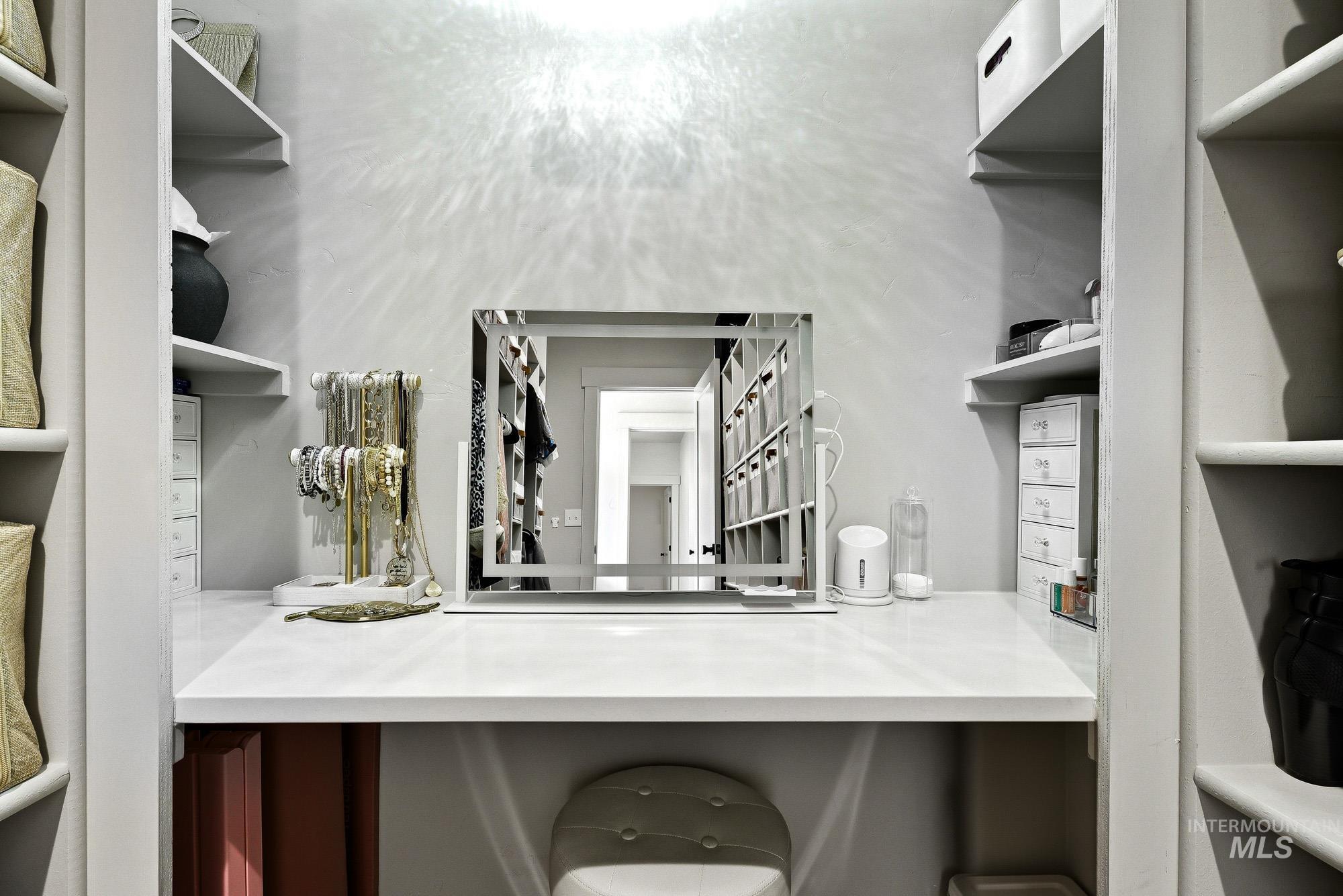 6335 Johnstone Rd, Homedale, Idaho 83628, 4 Bedrooms, 3.5 Bathrooms, Residential For Sale, Price $935,000, 98984188