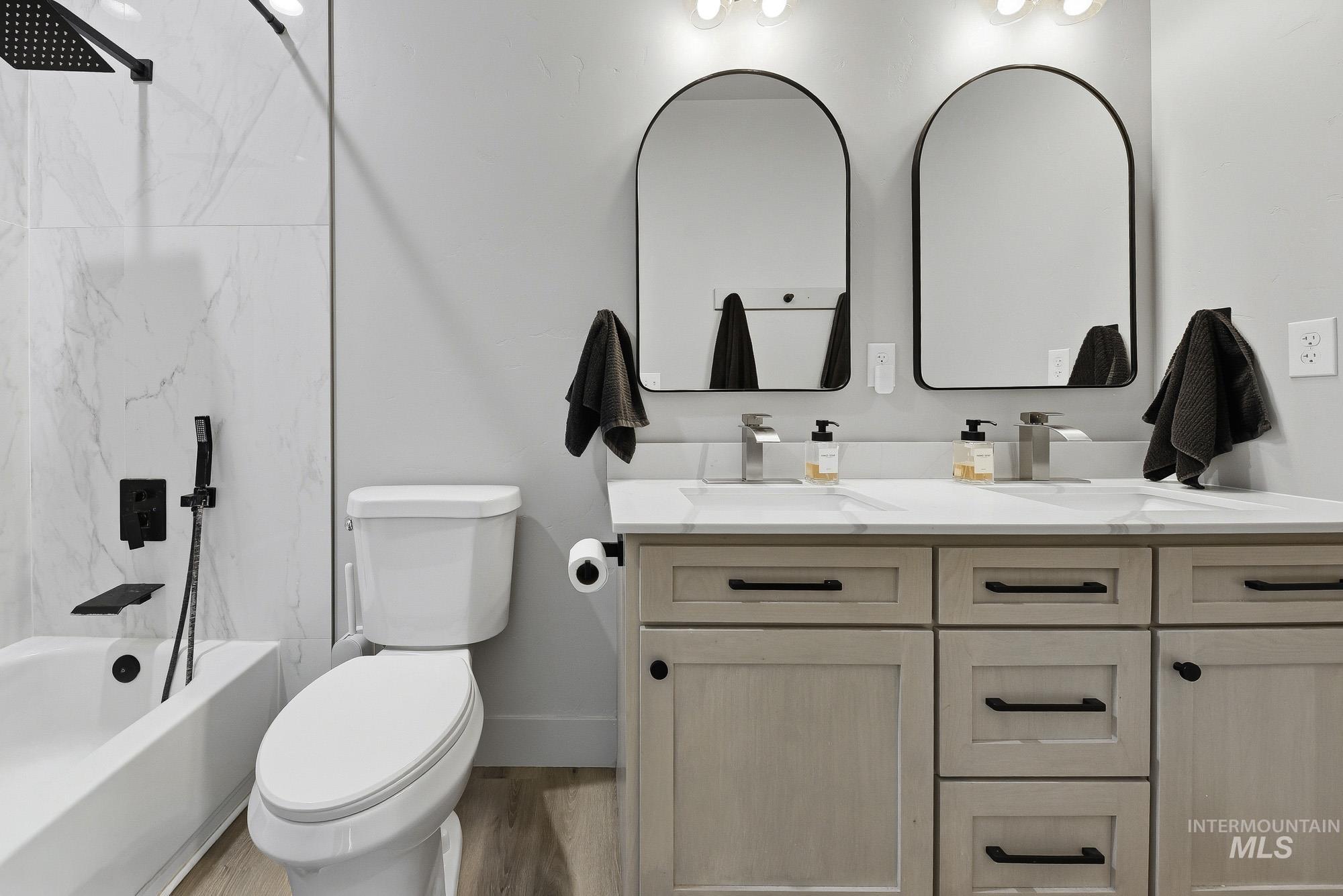 6335 Johnstone Rd, Homedale, Idaho 83628, 4 Bedrooms, 3.5 Bathrooms, Residential For Sale, Price $935,000, 98984188