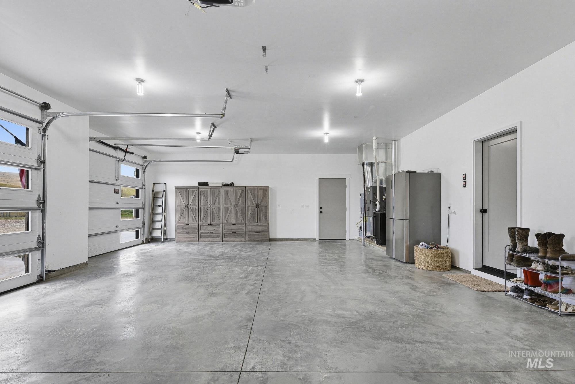 6335 Johnstone Rd, Homedale, Idaho 83628, 4 Bedrooms, 3.5 Bathrooms, Residential For Sale, Price $935,000, 98984188