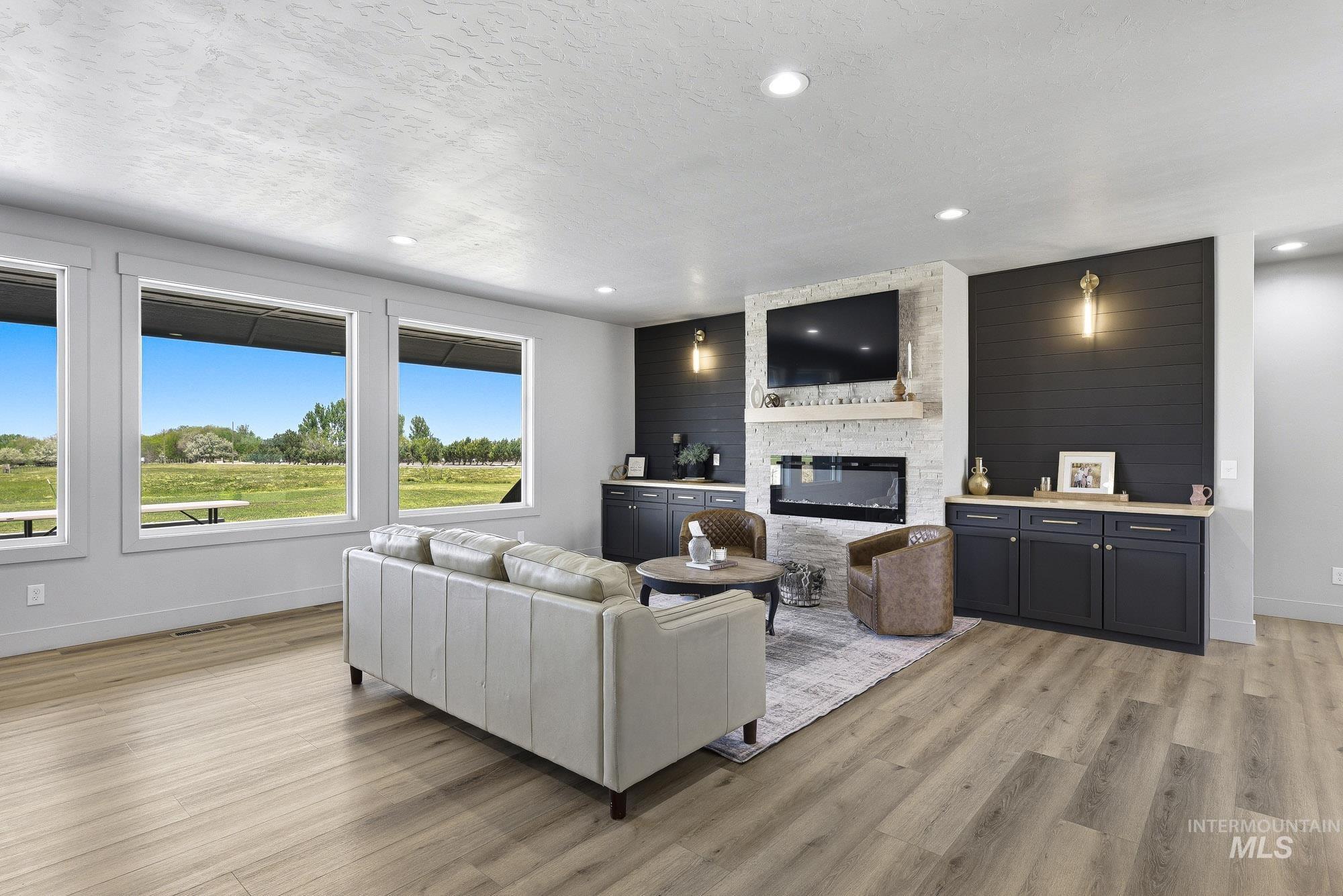 6335 Johnstone Rd, Homedale, Idaho 83628, 4 Bedrooms, 3.5 Bathrooms, Residential For Sale, Price $935,000, 98984188