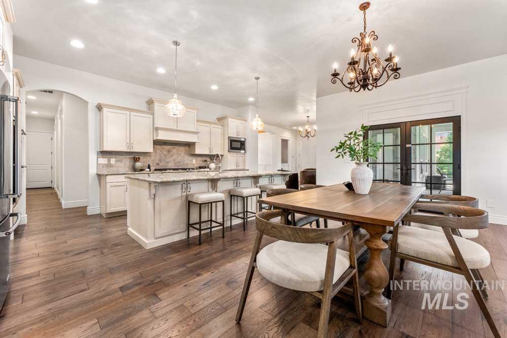 7105 N Pinseeker Pl, Meridian, Idaho 83646, 4 Bedrooms, 3 Bathrooms, Residential For Sale, Price $1,269,900,MLS 98984192