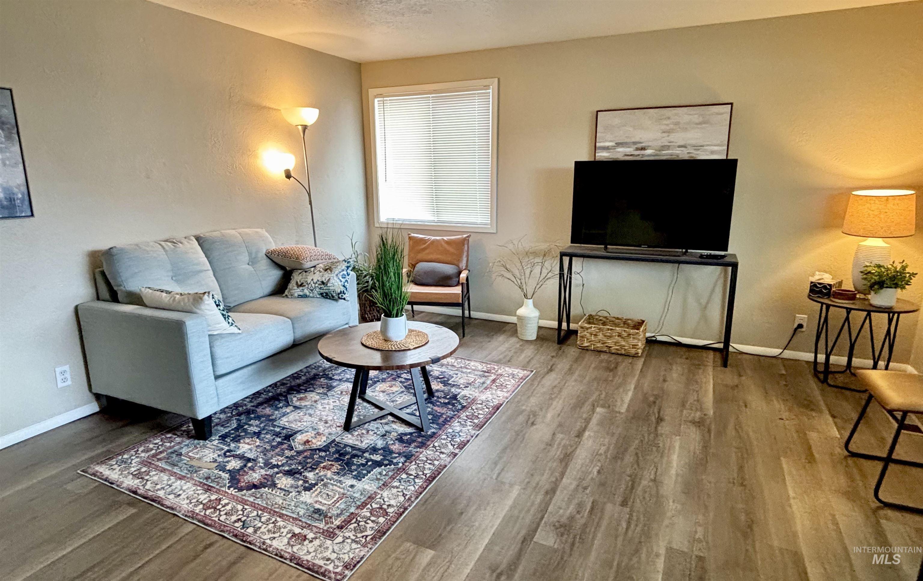 851 N Benjamin Lane, Boise, Idaho 83704-8342, 2 Bedrooms, 1 Bathroom, Residential For Sale, Price $279,900, 98984193