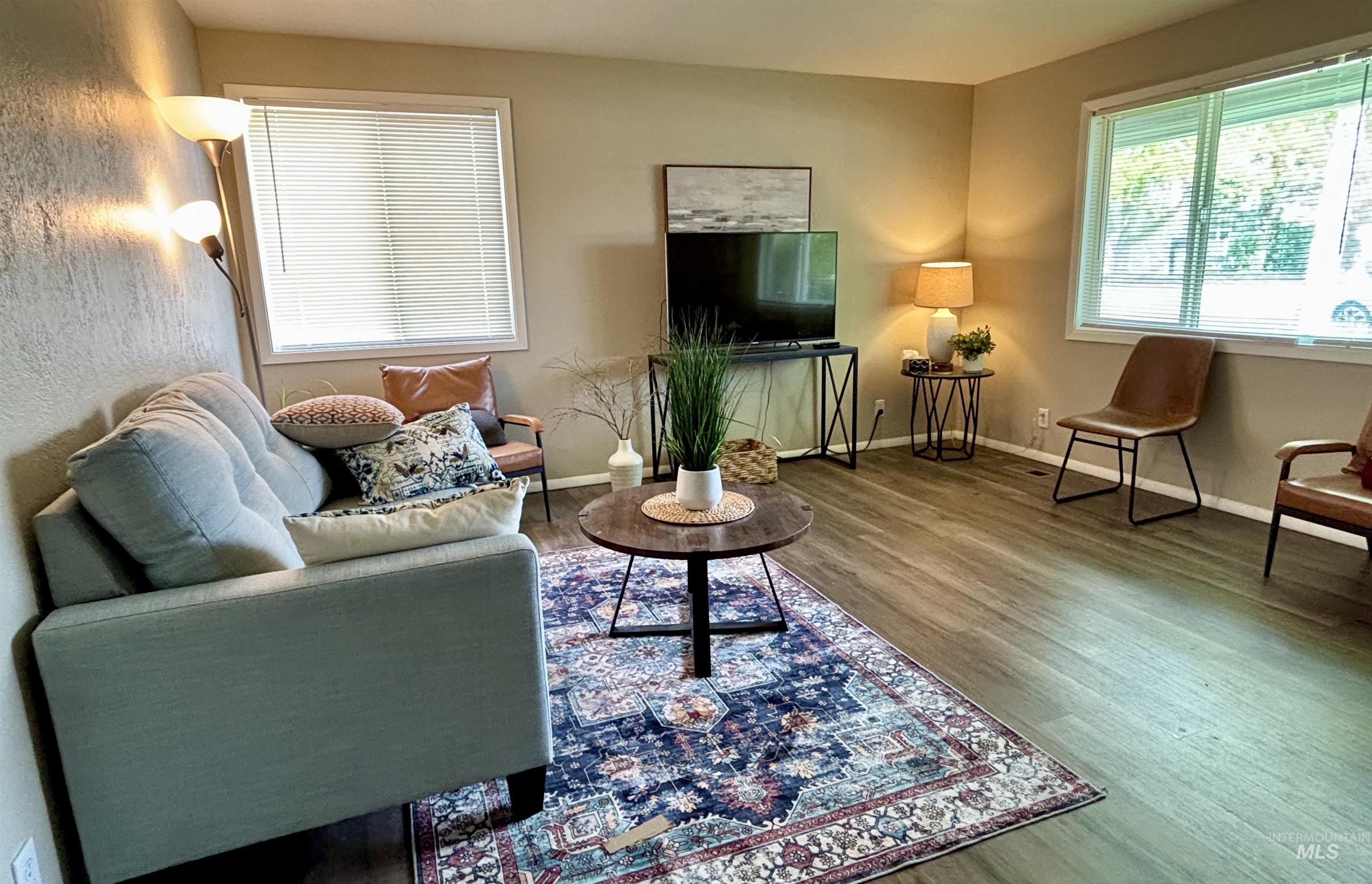 851 N Benjamin Lane, Boise, Idaho 83704-8342, 2 Bedrooms, 1 Bathroom, Residential For Sale, Price $279,900, 98984193