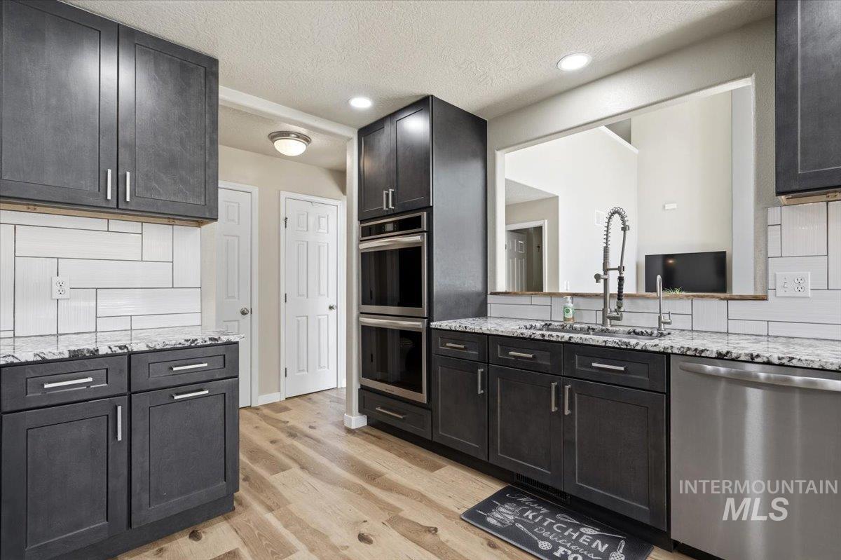 498 E W Moskee St, Meridian, Idaho 83646, 6 Bedrooms, 2.5 Bathrooms, Residential For Sale, Price $675,000, 98984196