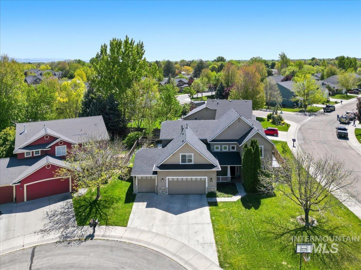 498 E W Moskee St, Meridian, Idaho 83646, 6 Bedrooms, 2.5 Bathrooms, Residential For Sale, Price $675,000, 98984196