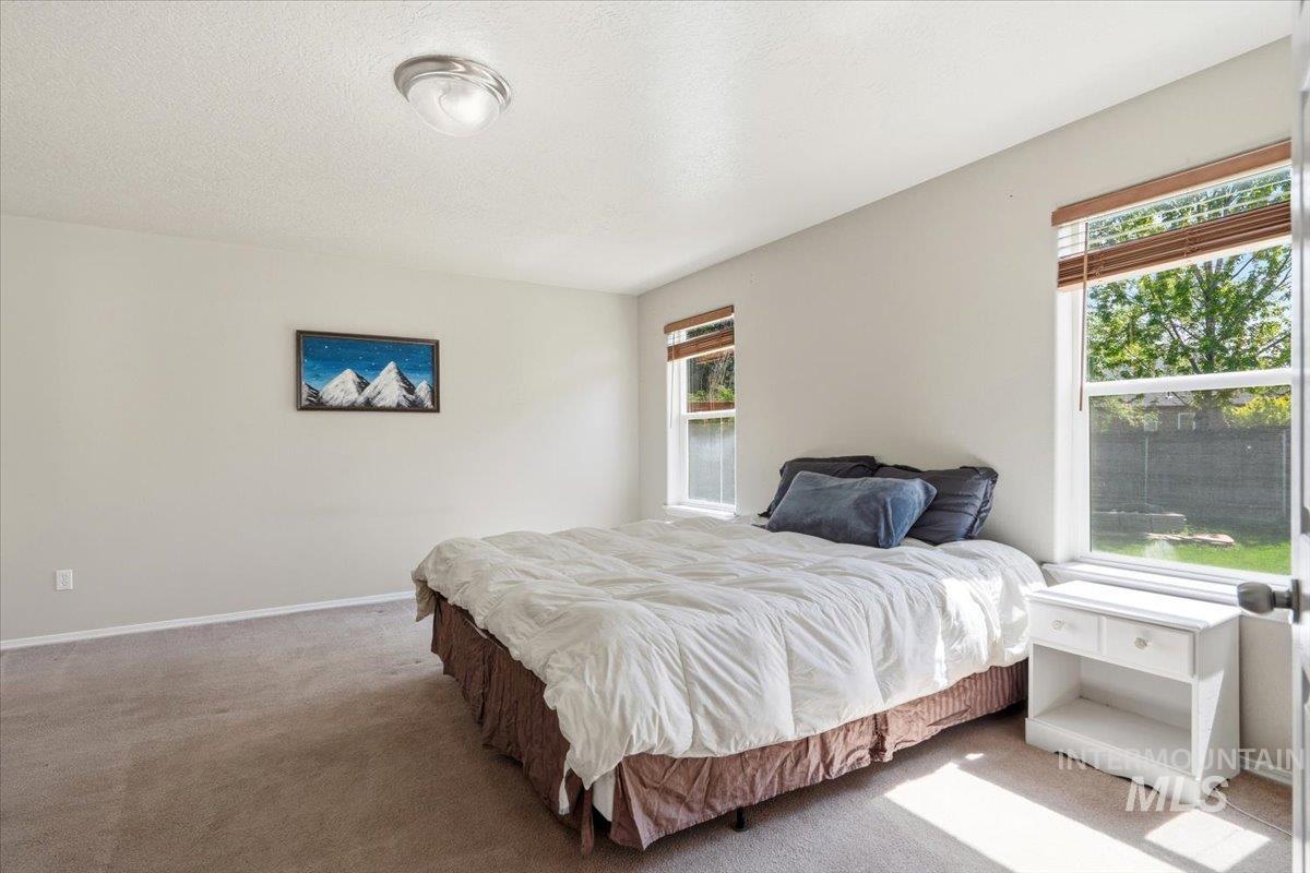 498 E W Moskee St, Meridian, Idaho 83646, 6 Bedrooms, 2.5 Bathrooms, Residential For Sale, Price $675,000, 98984196