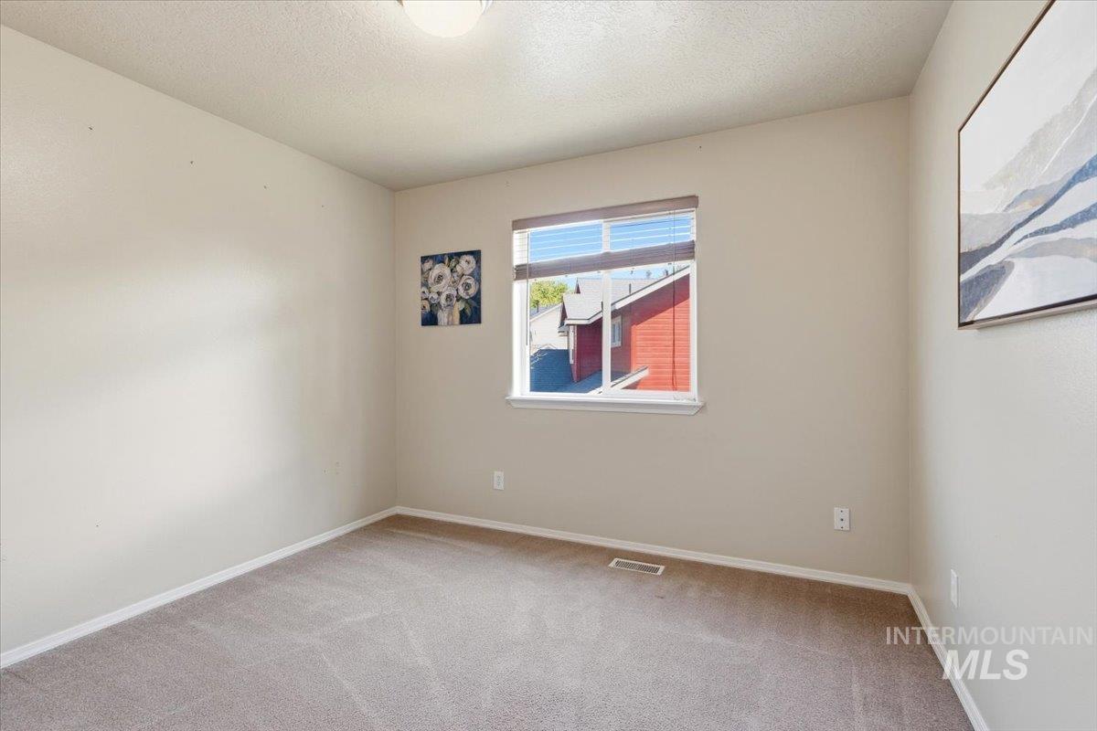 498 E W Moskee St, Meridian, Idaho 83646, 6 Bedrooms, 2.5 Bathrooms, Residential For Sale, Price $675,000, 98984196