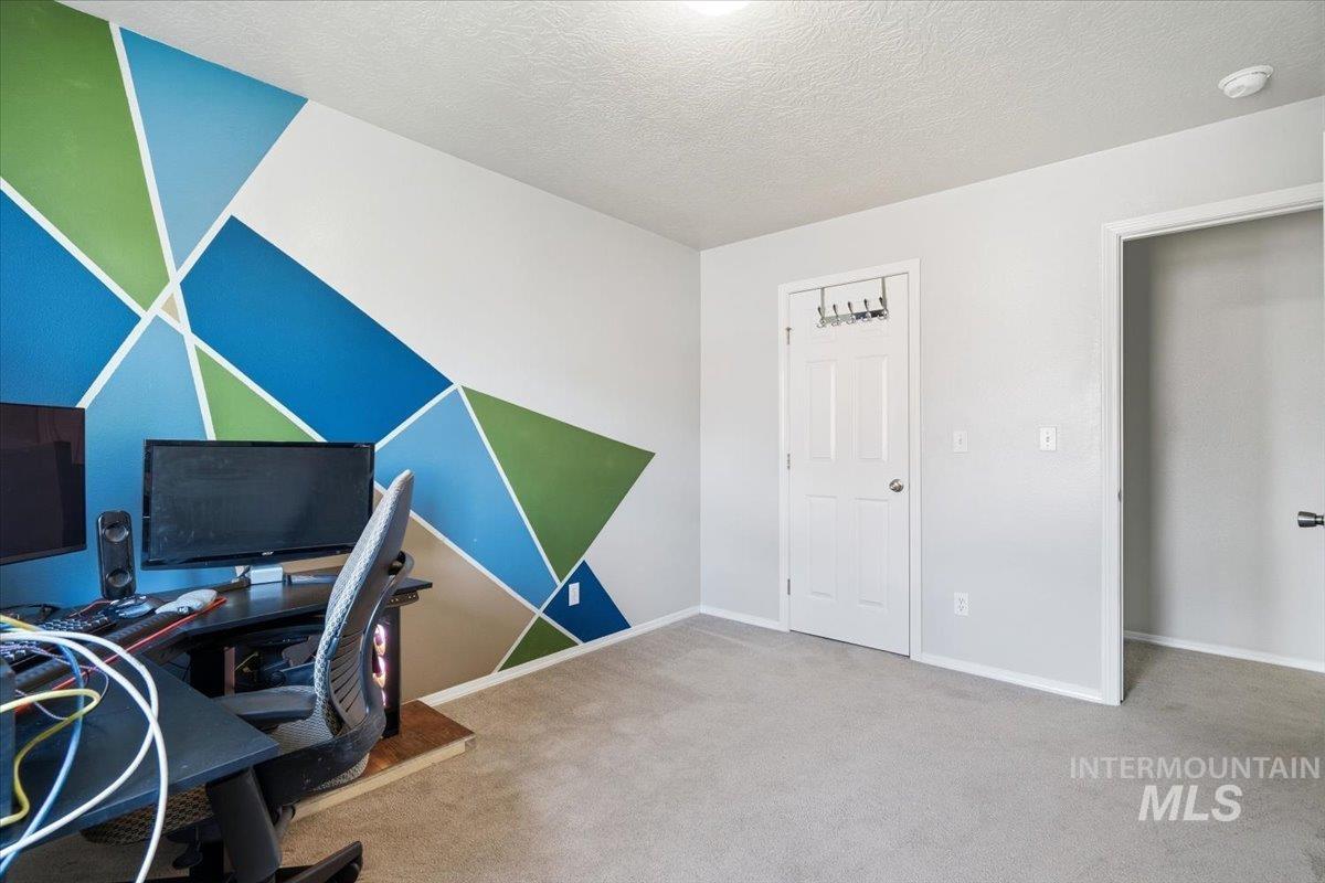 498 E W Moskee St, Meridian, Idaho 83646, 6 Bedrooms, 2.5 Bathrooms, Residential For Sale, Price $675,000, 98984196