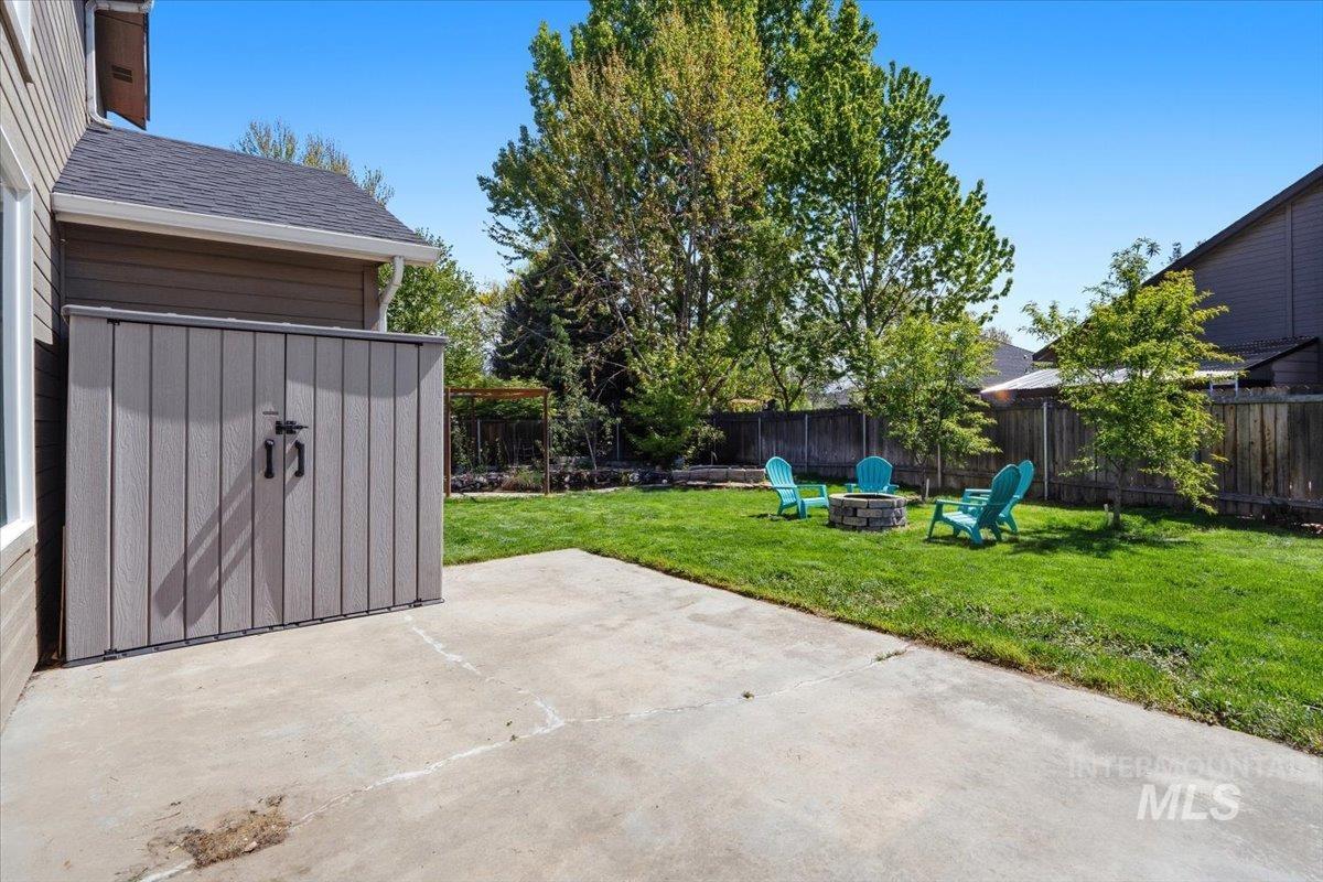 498 E W Moskee St, Meridian, Idaho 83646, 6 Bedrooms, 2.5 Bathrooms, Residential For Sale, Price $675,000, 98984196