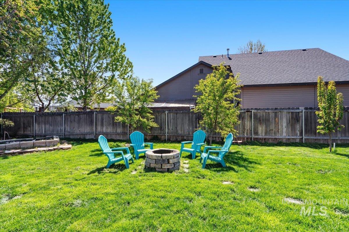 498 E W Moskee St, Meridian, Idaho 83646, 6 Bedrooms, 2.5 Bathrooms, Residential For Sale, Price $675,000, 98984196